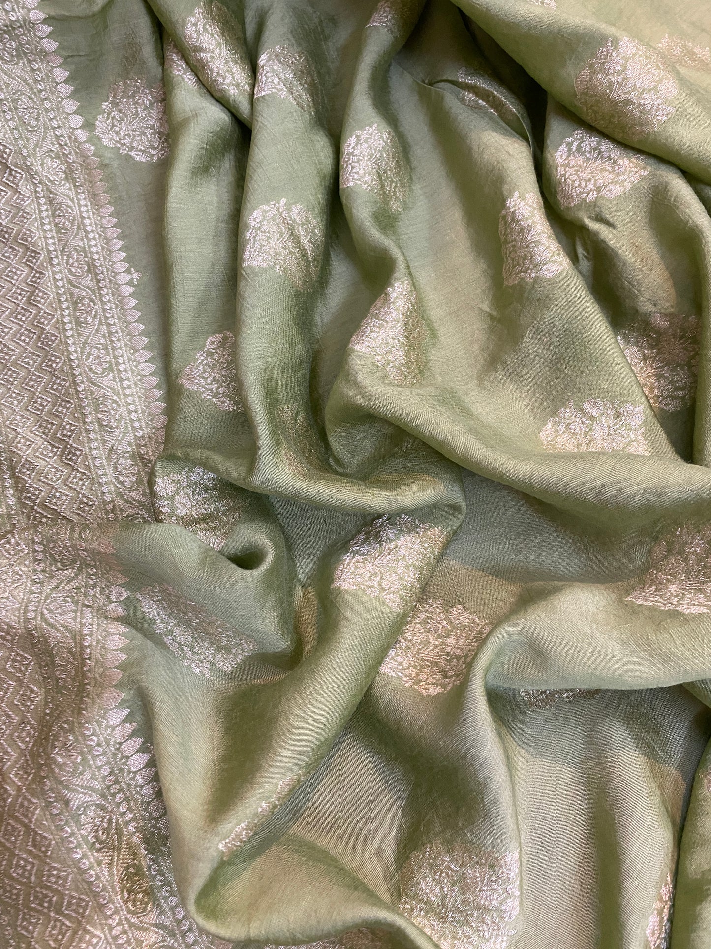 The Pastel Green Handloom Pure Moonga Silk Banarasi Saree by Shades Of Benares - banarasi - banarasi saree shop