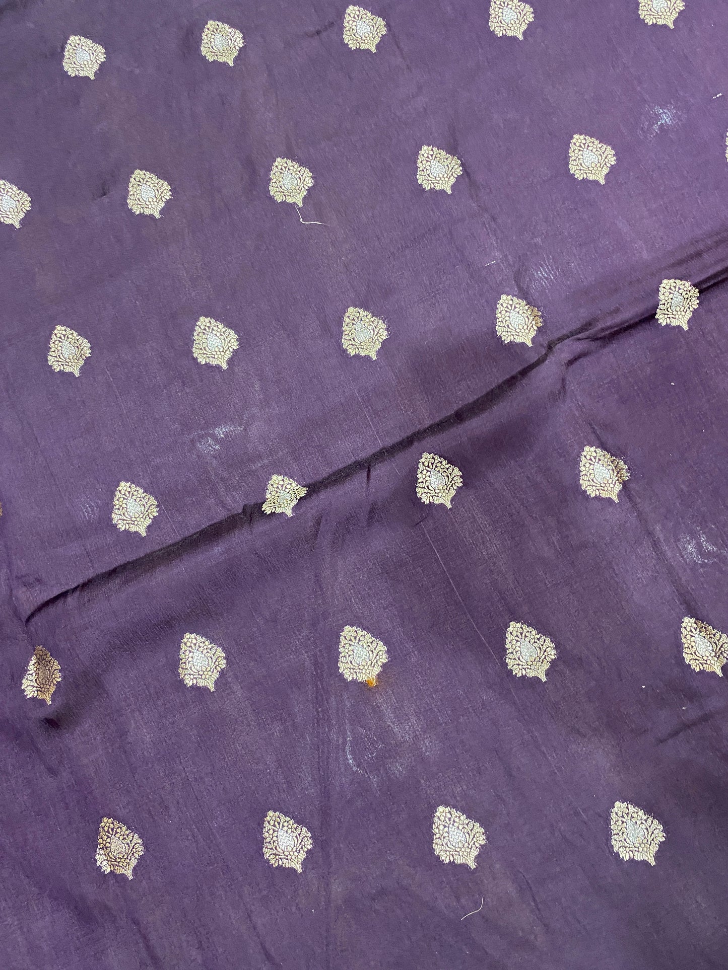 Viola Regale Cutwork Butis Couture Pure Mango Silk Banarasi Saree