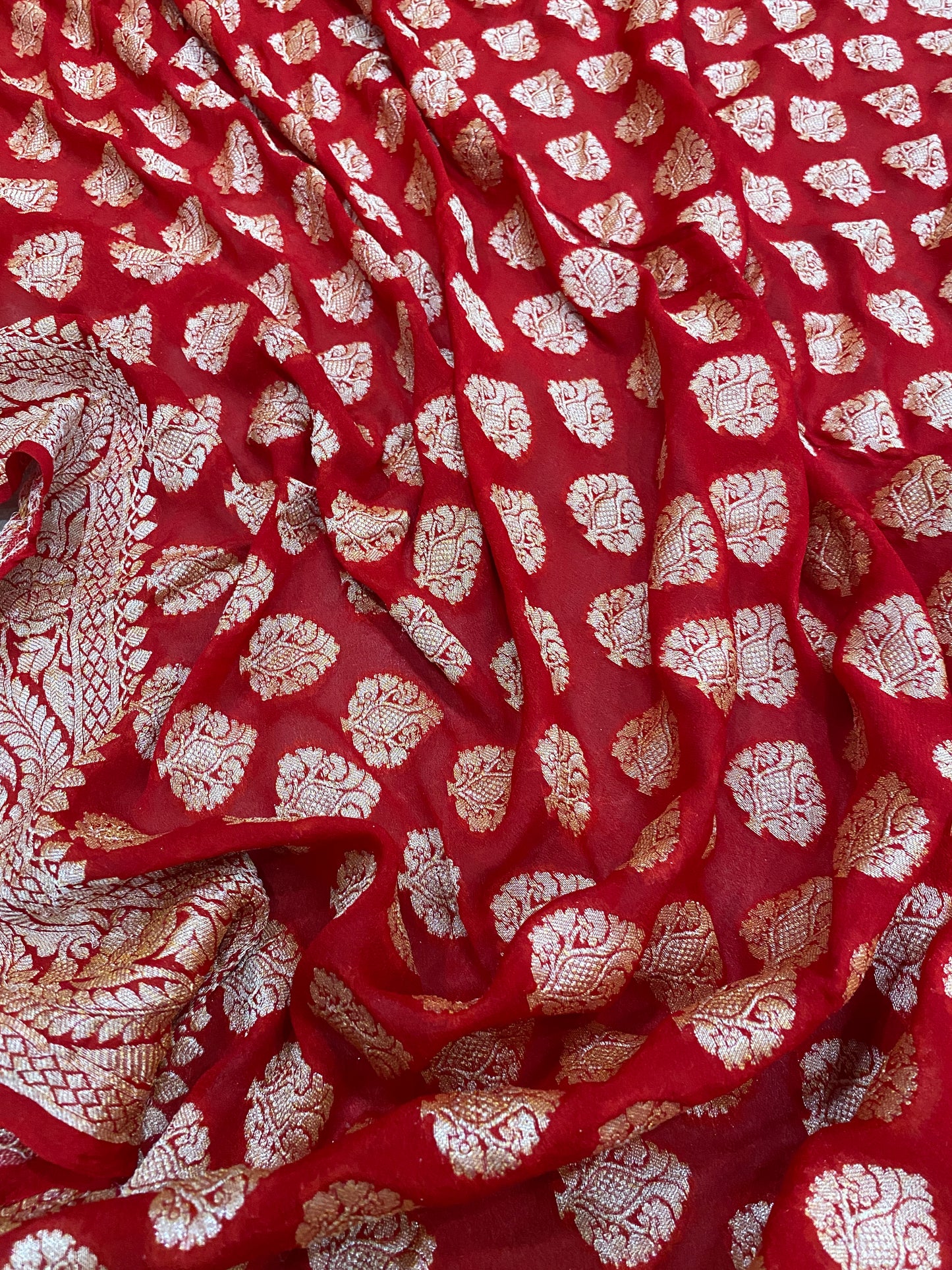 Rossa Regale Butis Couture Pure Chiffon Banarasi Saree