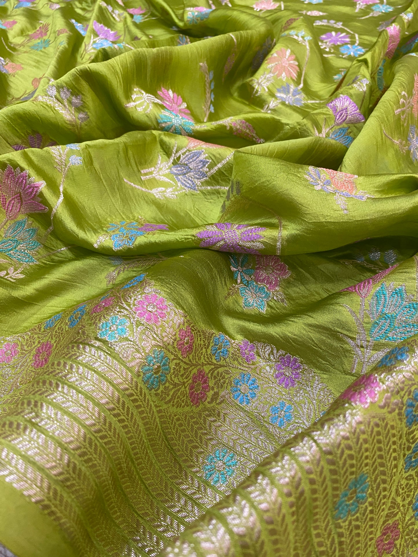 Verde Oliva Meenakaari Couture Pure Dupion Silk Banarasi Saree