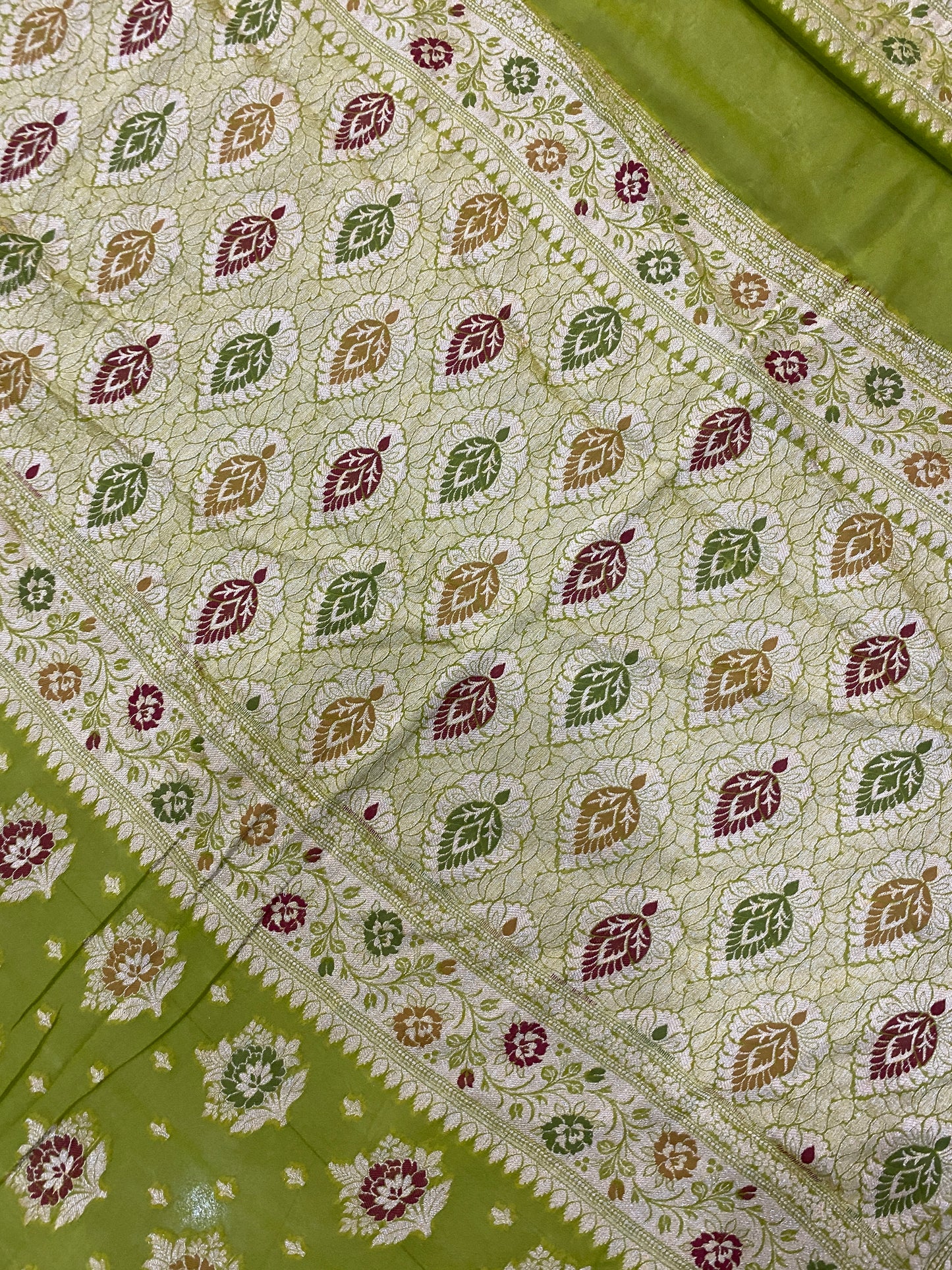 Verde Foglia Pekhwa Couture Pure Khaddi Chiffon Banarasi Saree