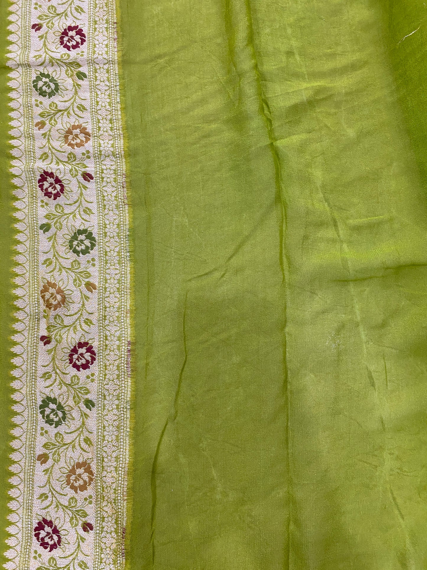 Verde Foglia Pekhwa Couture Pure Khaddi Chiffon Banarasi Saree