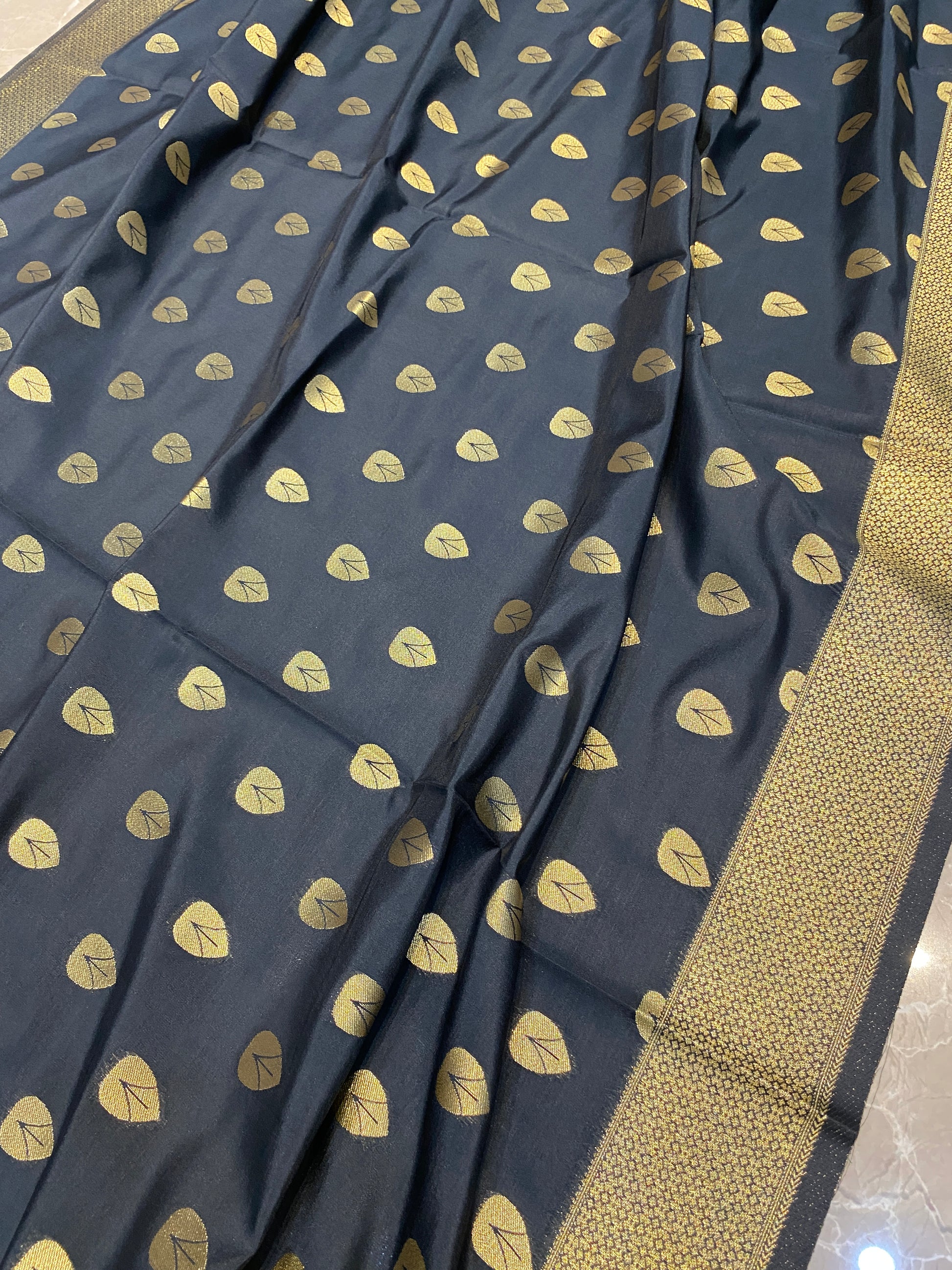 Black Handloom Banarasi Silk Saree with Paithani Pallu by Shades Of Benares - banarasi - banarasi saree shop - banarasi saree manufacturers - banarasi saree wholesale - banaraasi sarees