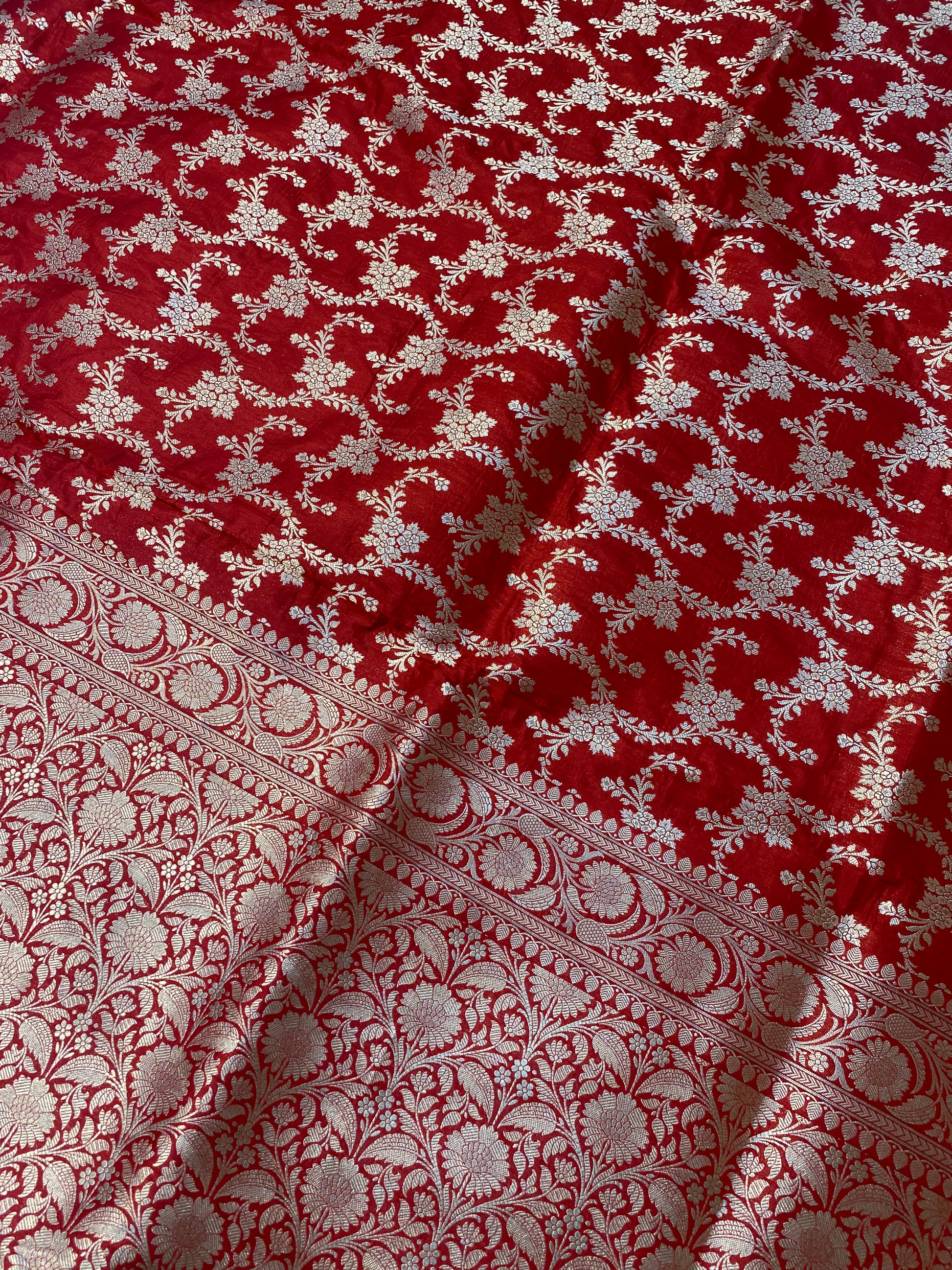 Red Pure Silk Banarasi Saree with Floral Jaal by Shades Of Benares - banarasi - banarasi saree shop - banarasi saree manufacturers - banarasi saree wholesale - banaraasi sarees