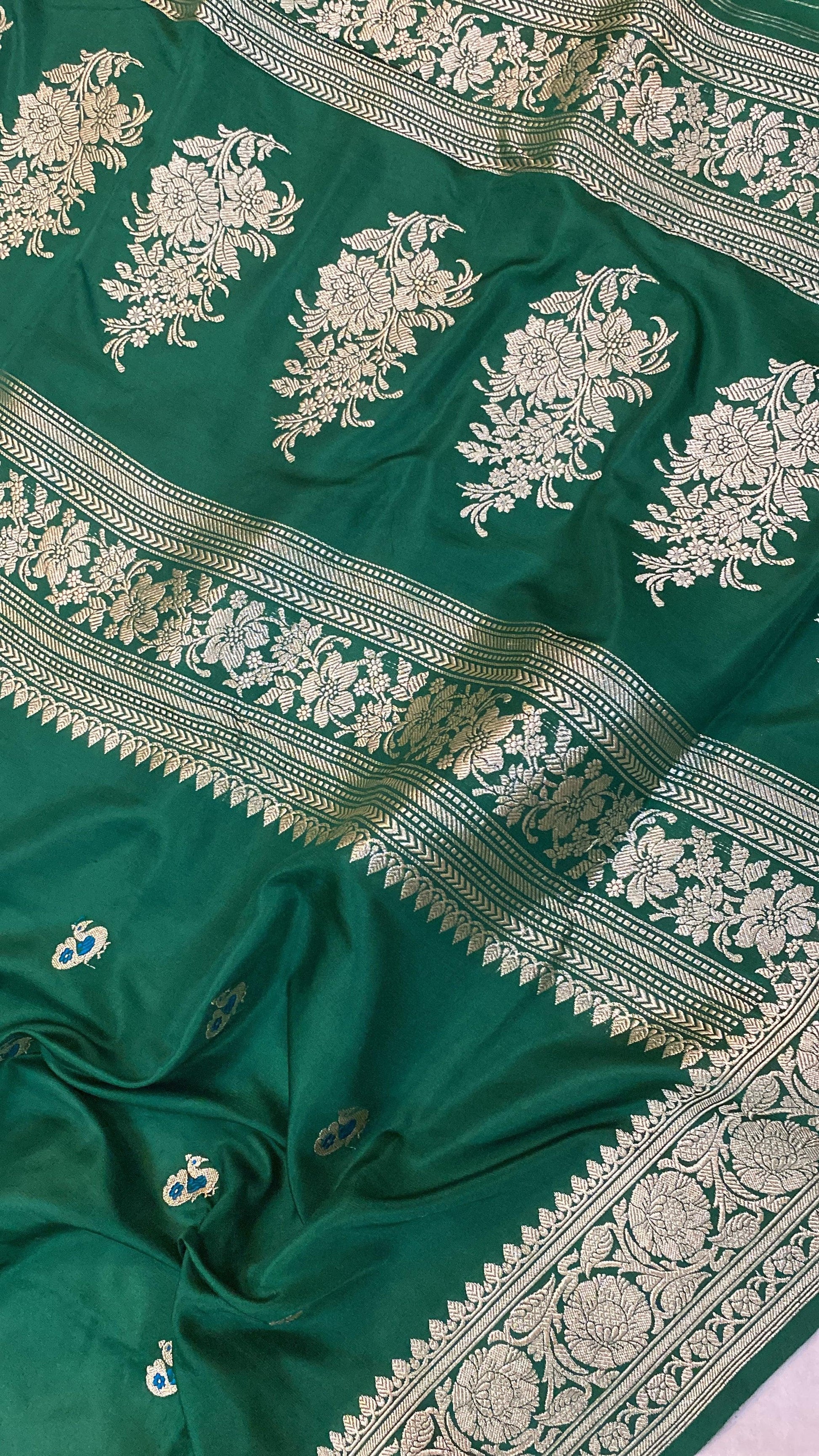 Kadhwa Green Pure Banarasi Silk Sari by Shades Of Benares - banarasi - banarasi saree shop