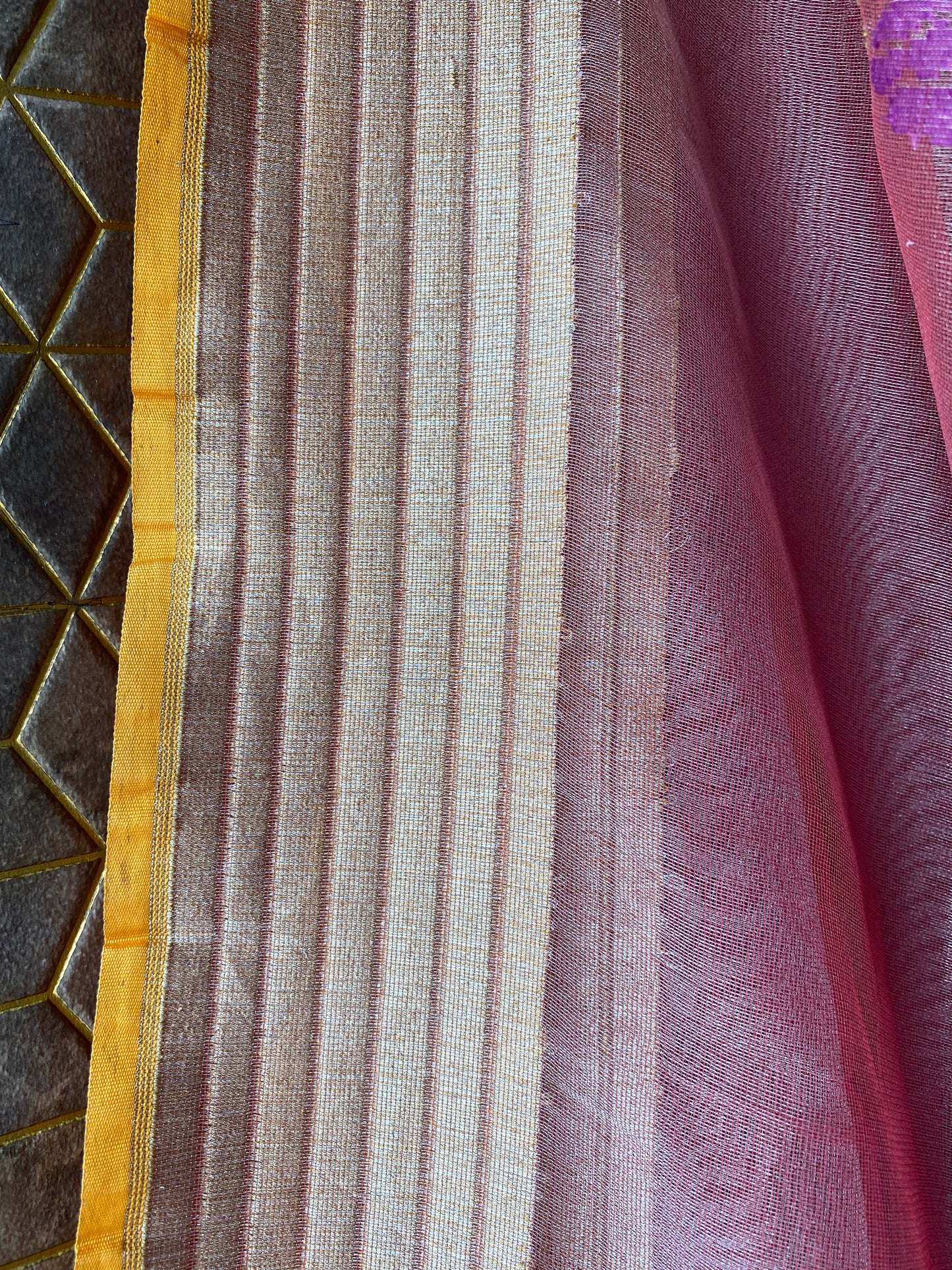 Pink Pure Tissue Silk Banarasi Saree with Kaadhwa Minakari Flowers by Shades Of Benares - banarasi - banarasi saree shop - banarasi saree manufacturers - banarasi saree wholesale - banaraasi sarees