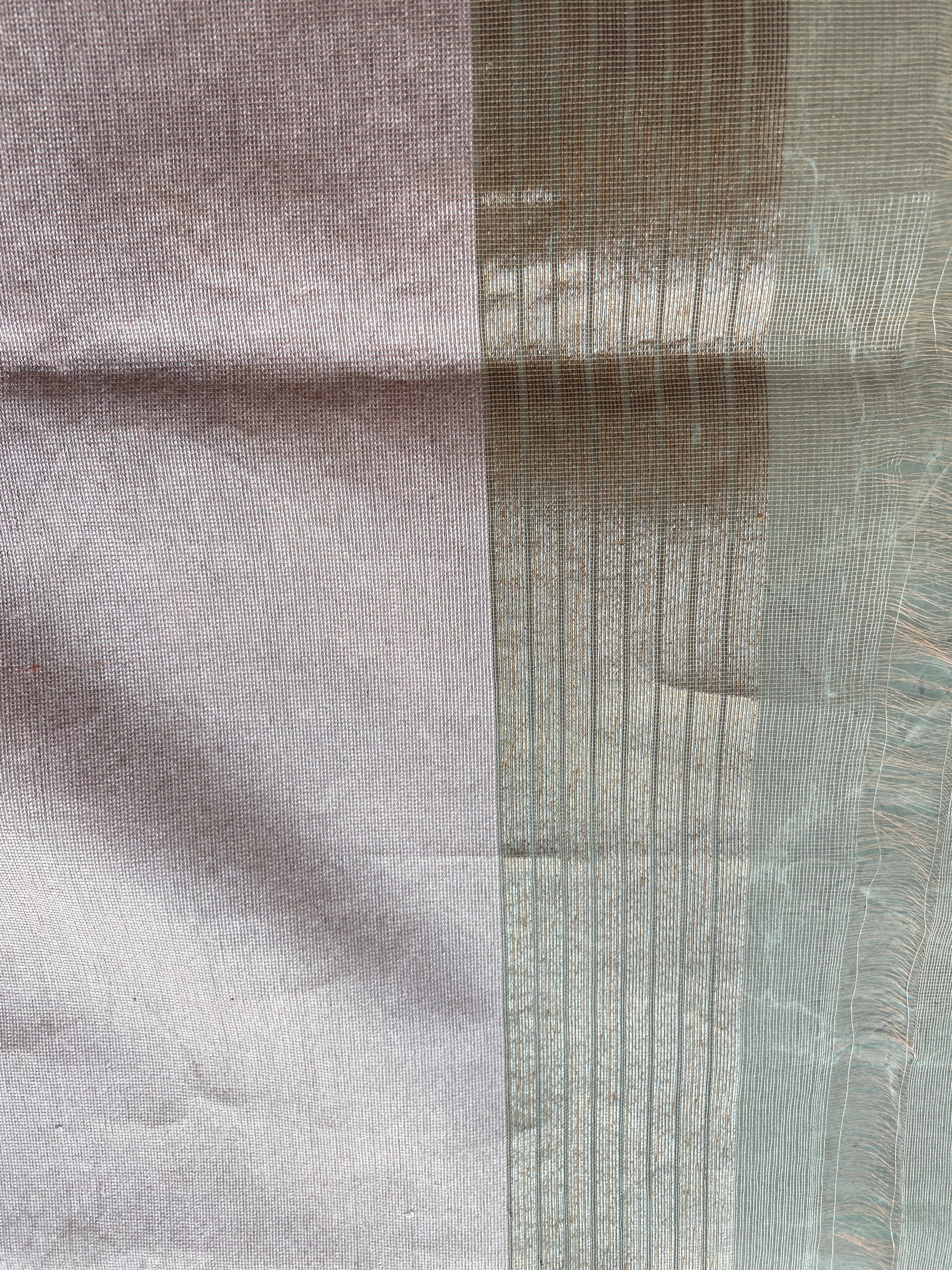 Peach Tissue Silk Banarasi Saree with Kadhwa Minakari Motifs by Shades Of Benares - banarasi - banarasi saree shop - banarasi saree manufacturers - banarasi saree wholesale - banaraasi sarees