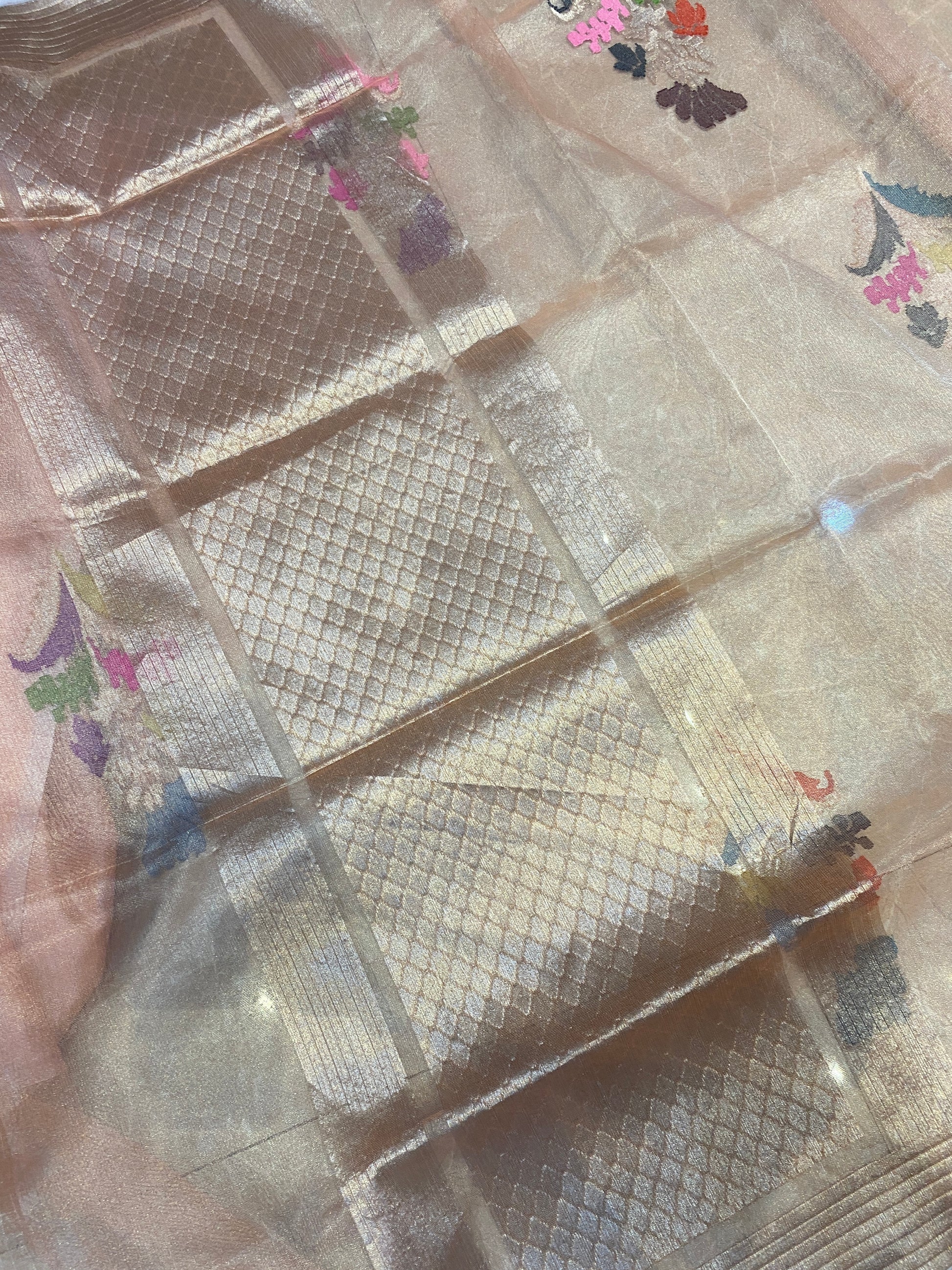 Peach Tissue Silk Banarasi Saree with Kadhwa Minakari Motifs by Shades Of Benares - banarasi - banarasi saree shop - banarasi saree manufacturers - banarasi saree wholesale - banaraasi sarees