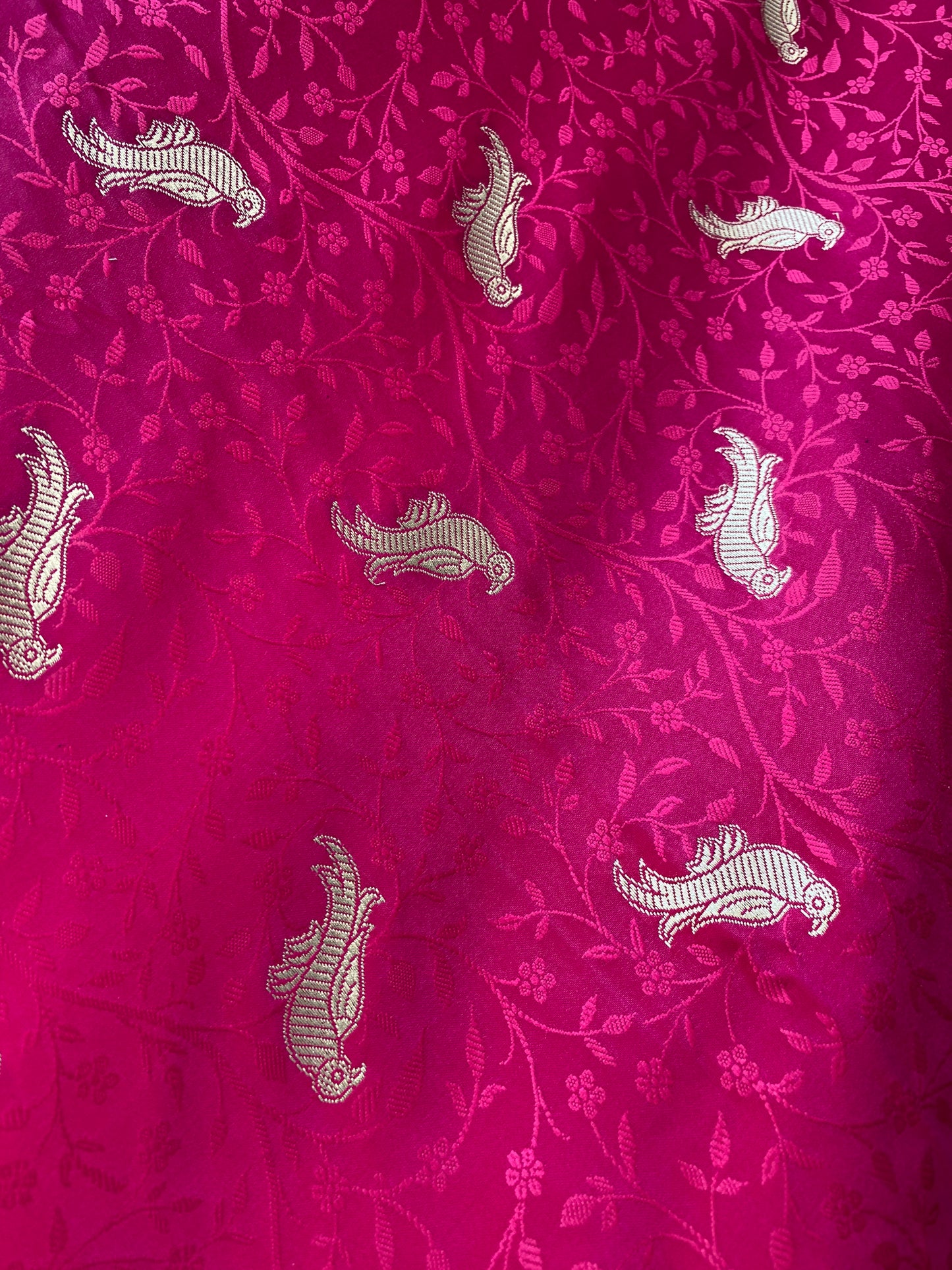 Rani Pink Pure Silk Banarasi Saree with Tanchui Weave & Bird Motifs by Shades Of Benares - banarasi - banarasi saree shop - banarasi saree manufacturers - banarasi saree wholesale - banaraasi sarees