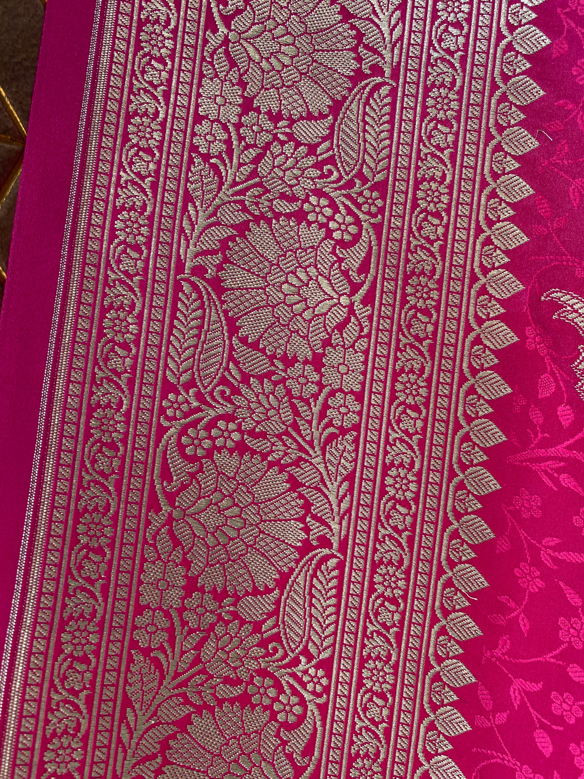 Rani Pink Pure Silk Banarasi Saree with Tanchui Weave & Bird Motifs by Shades Of Benares - banarasi - banarasi saree shop - banarasi saree manufacturers - banarasi saree wholesale - banaraasi sarees