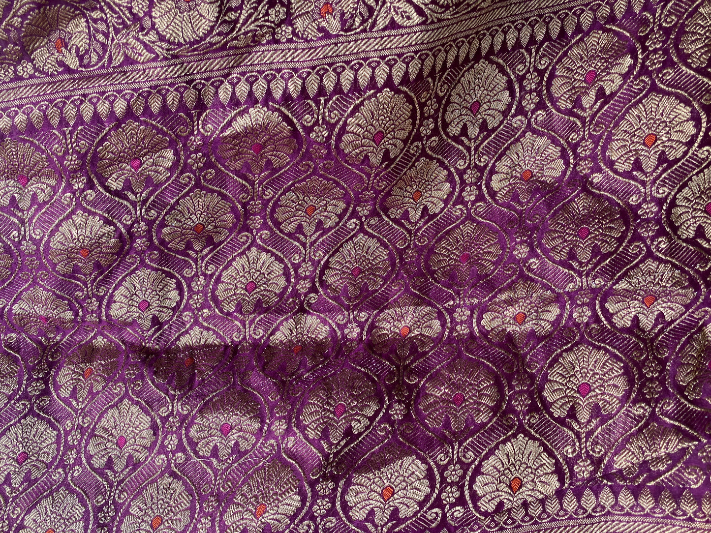 Magenta Handloom Pure Chanderi Silk Banarasi Saree With Gold Zari Butis by Shades Of Banaras - banarasi - banarasi saree shop - banarasi saree manufacturers - banarasi saree wholesale - banaraasi sarees