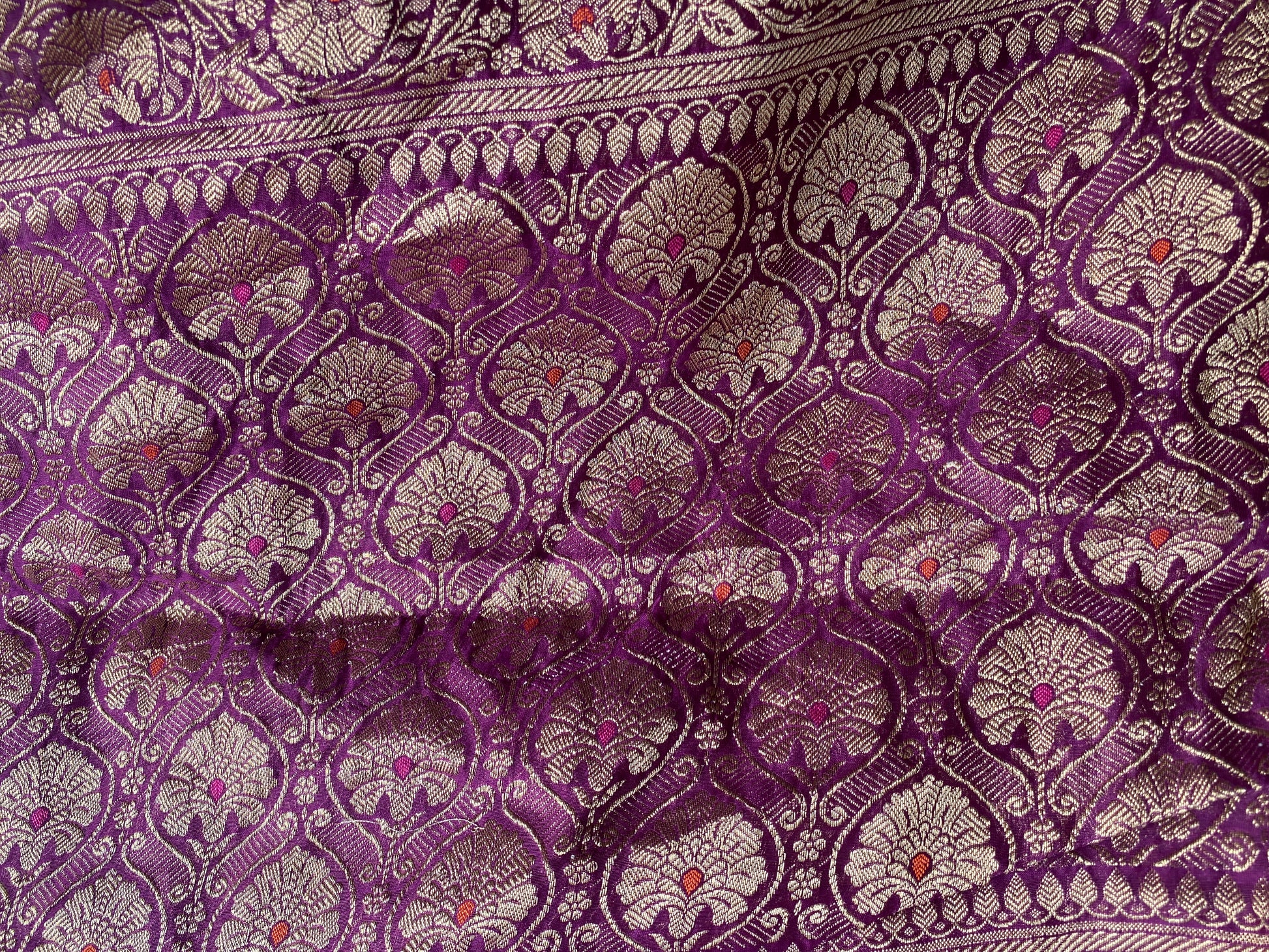 Magenta Handloom Pure Chanderi Silk Banarasi Saree With Gold Zari Butis by Shades Of Banaras - banarasi - banarasi saree shop - banarasi saree manufacturers - banarasi saree wholesale - banaraasi sarees