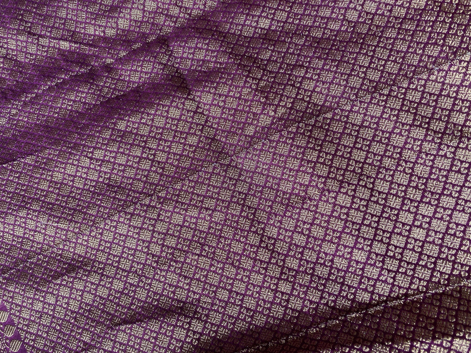 Magenta Handloom Pure Chanderi Silk Banarasi Saree With Gold Zari Butis by Shades Of Banaras - banarasi - banarasi saree shop - banarasi saree manufacturers - banarasi saree wholesale - banaraasi sarees