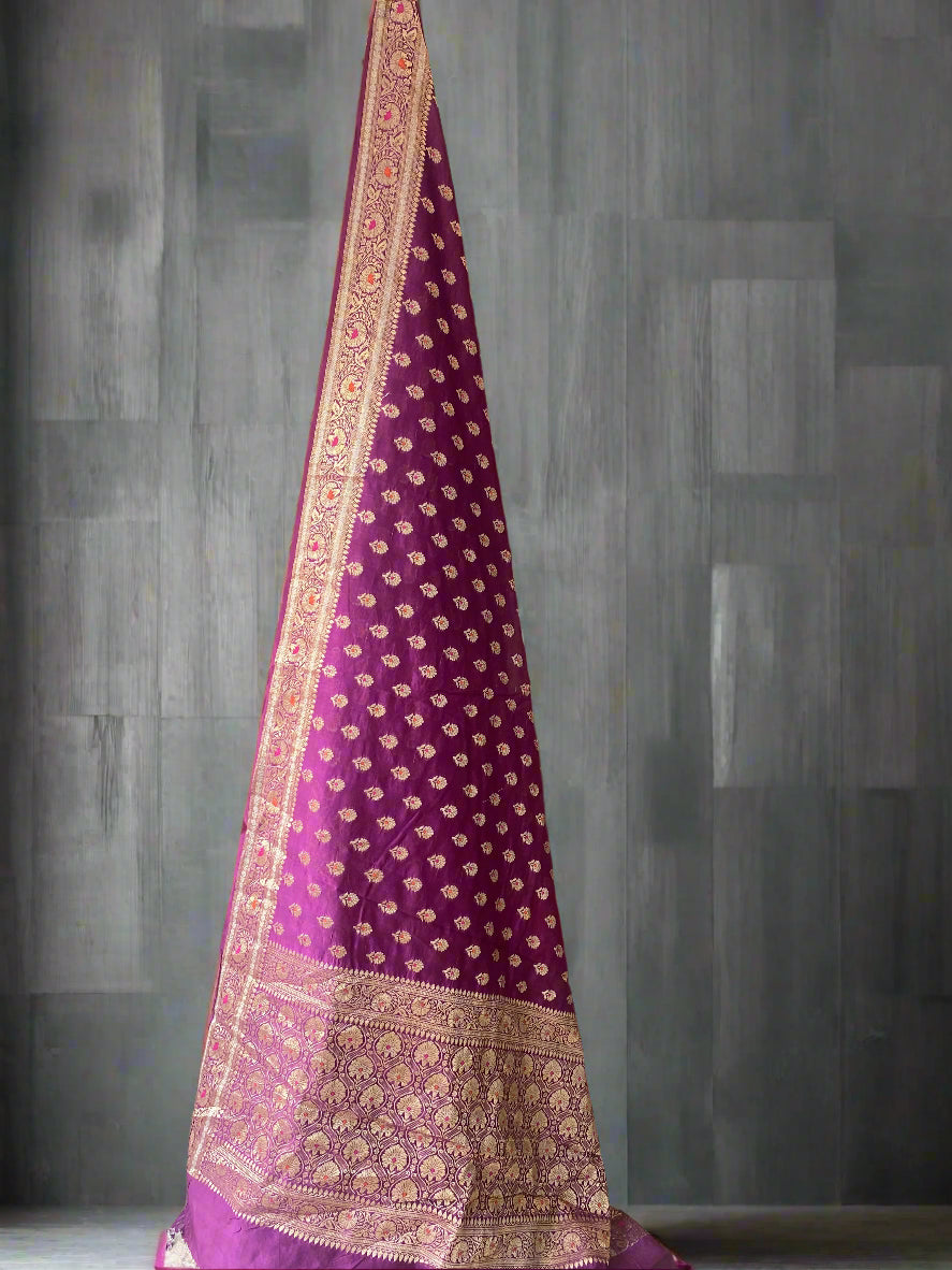 Magenta Handloom Pure Chanderi Silk Banarasi Saree With Gold Zari Butis by Shades Of Banaras - banarasi - banarasi saree shop - banarasi saree manufacturers - banarasi saree wholesale - banaraasi sarees