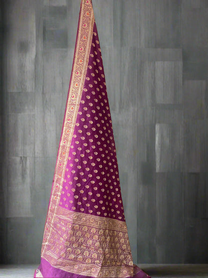 Magenta Handloom Pure Chanderi Silk Banarasi Saree With Gold Zari Butis by Shades Of Banaras - banarasi - banarasi saree shop - banarasi saree manufacturers - banarasi saree wholesale - banaraasi sarees
