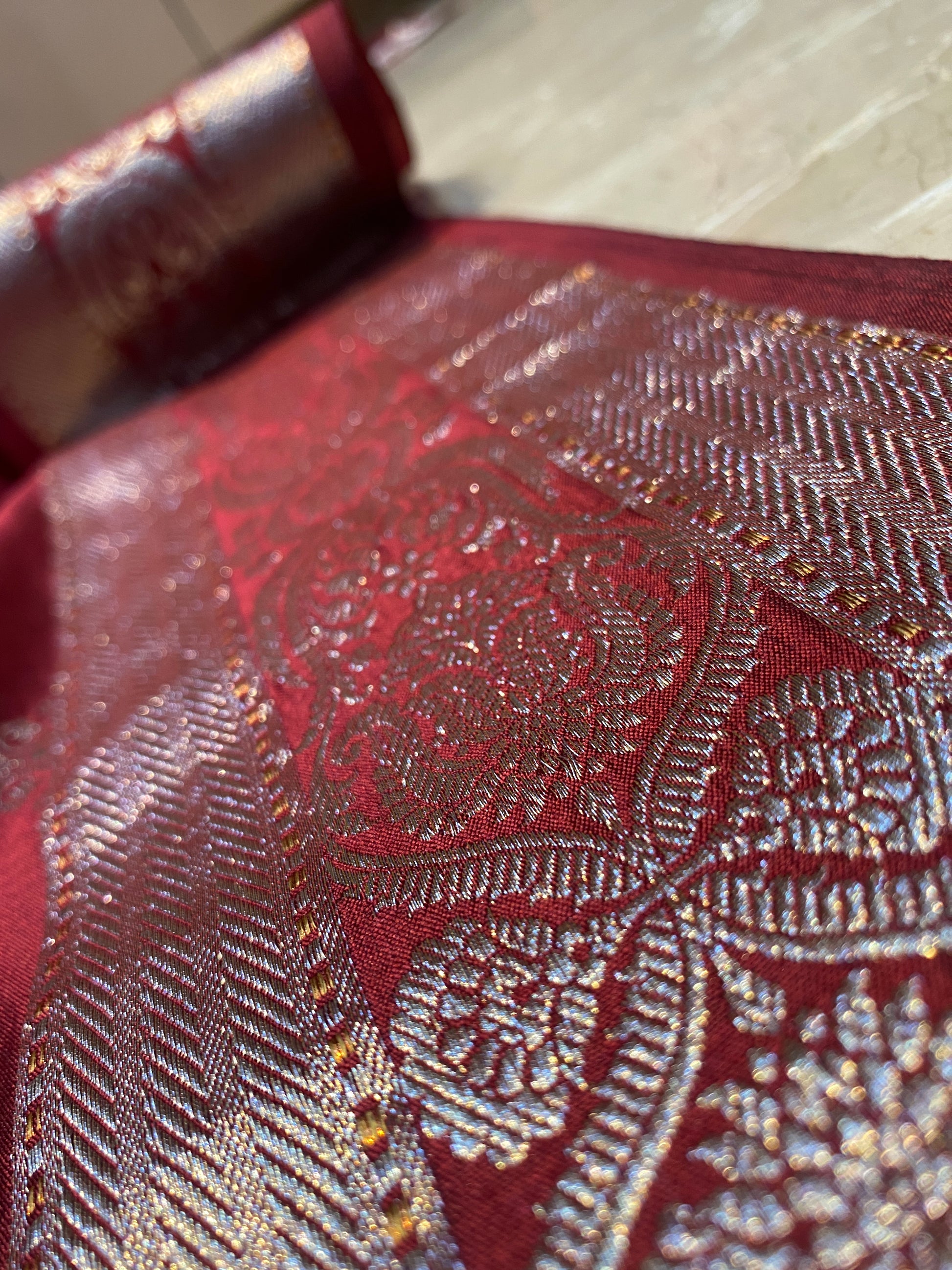 Maroon Chiniya Moonga Silk Khaddi Banarasi Saree with Motifs by Shades Of Banaras - banarasi - banarasi saree shop - banarasi saree manufacturers - banarasi saree wholesale - banaraasi sarees