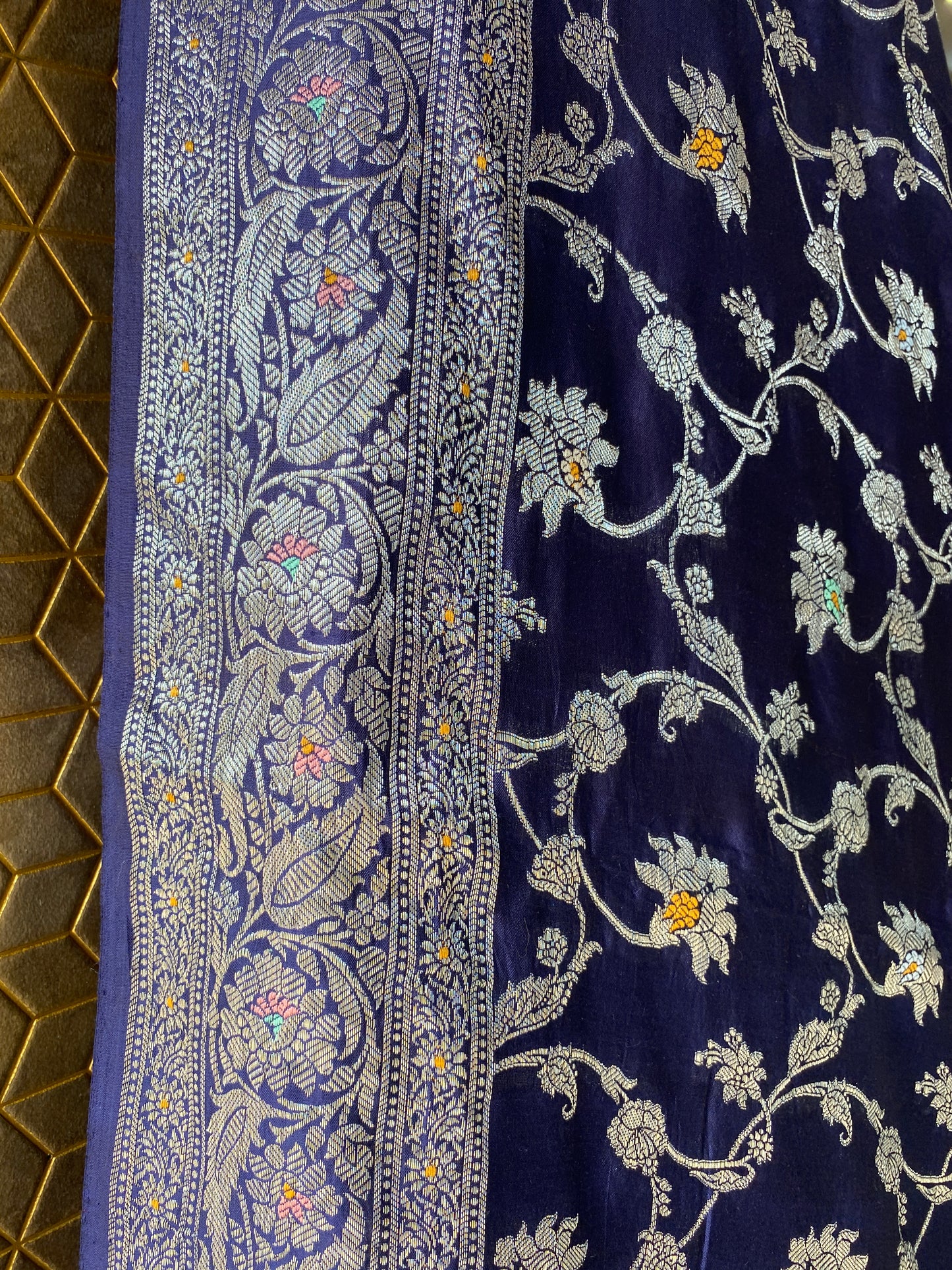 Navy Blue Pure Chiniya Moonga Silk Handloom Banarasi Saree by Shades Of Banaras - banarasi - banarasi saree shop - banarasi saree manufacturers - banarasi saree wholesale - banaraasi sarees