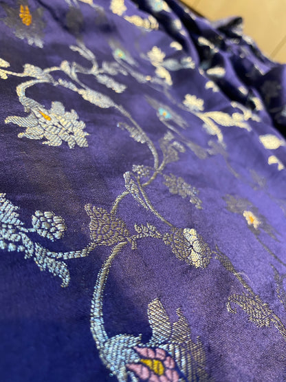 Navy Blue Pure Chiniya Moonga Silk Handloom Banarasi Saree by Shades Of Banaras - banarasi - banarasi saree shop - banarasi saree manufacturers - banarasi saree wholesale - banaraasi sarees