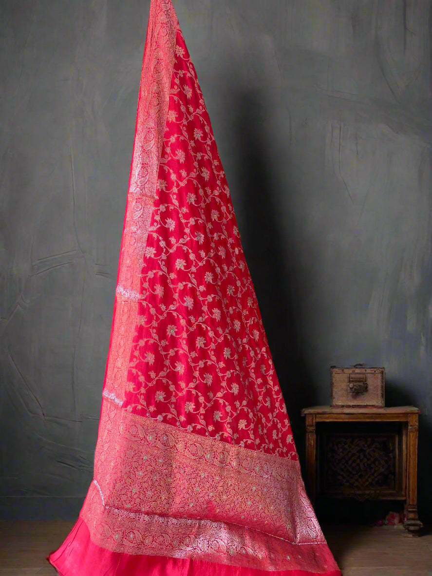 Strawberry Pink Pure Chiniya Moonga Silk Handloom Banarasi Saree by Shades Of Banaras - banarasi - banarasi saree shop - banarasi saree manufacturers - banarasi saree wholesale - banaraasi sarees