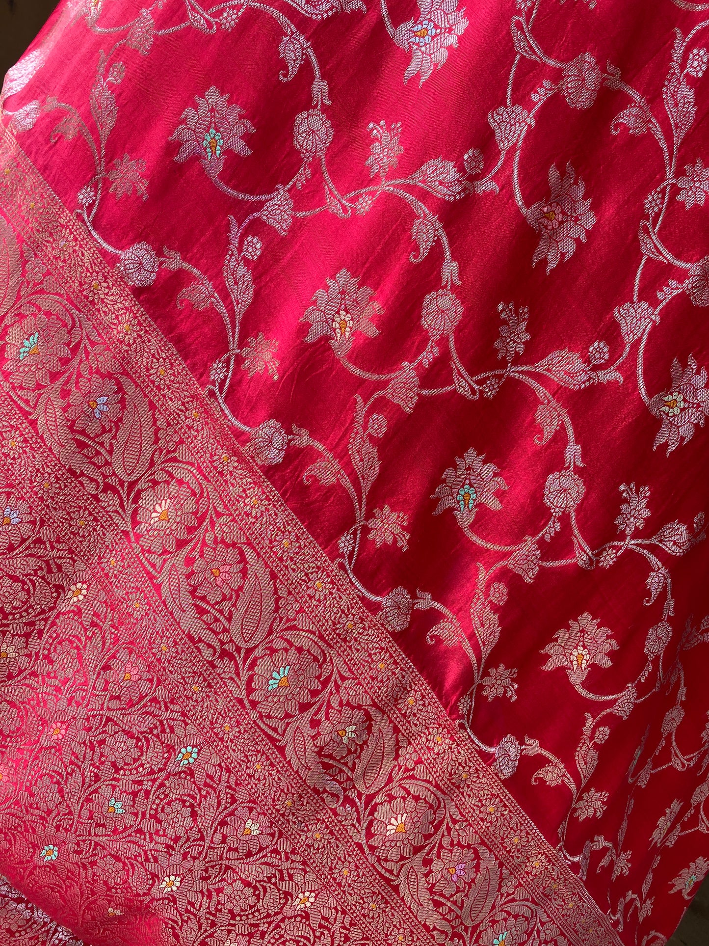 Strawberry Pink Pure Chiniya Moonga Silk Handloom Banarasi Saree by Shades Of Banaras - banarasi - banarasi saree shop - banarasi saree manufacturers - banarasi saree wholesale - banaraasi sarees