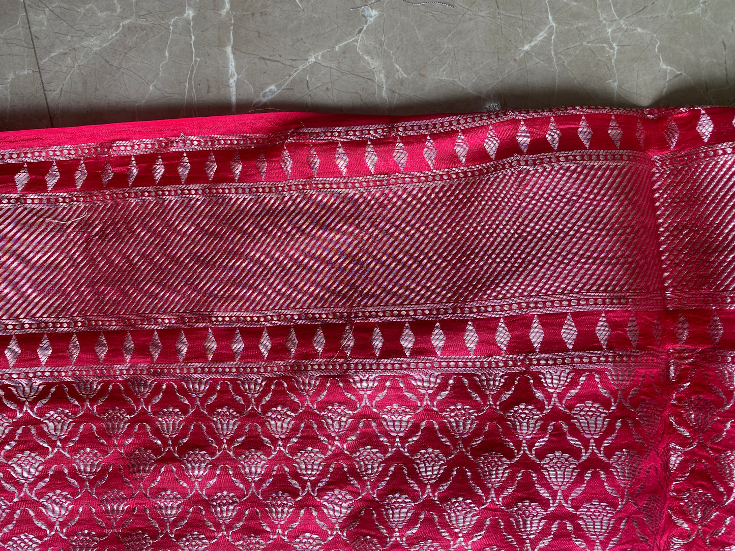 Strawberry Pink Pure Chiniya Moonga Silk Handloom Banarasi Saree by Shades Of Banaras - banarasi - banarasi saree shop - banarasi saree manufacturers - banarasi saree wholesale - banaraasi sarees