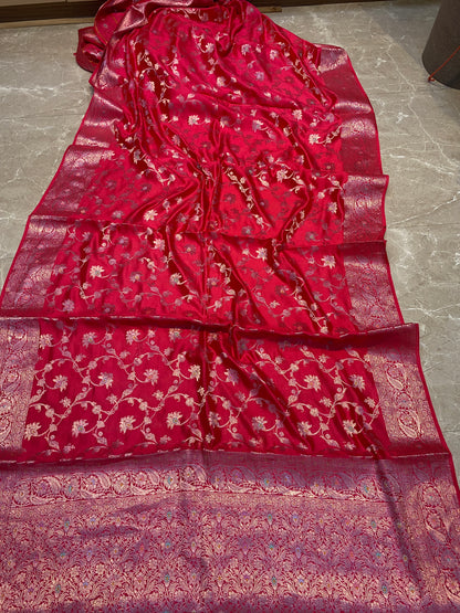 Strawberry Pink Pure Chiniya Moonga Silk Handloom Banarasi Saree by Shades Of Banaras - banarasi - banarasi saree shop - banarasi saree manufacturers - banarasi saree wholesale - banaraasi sarees