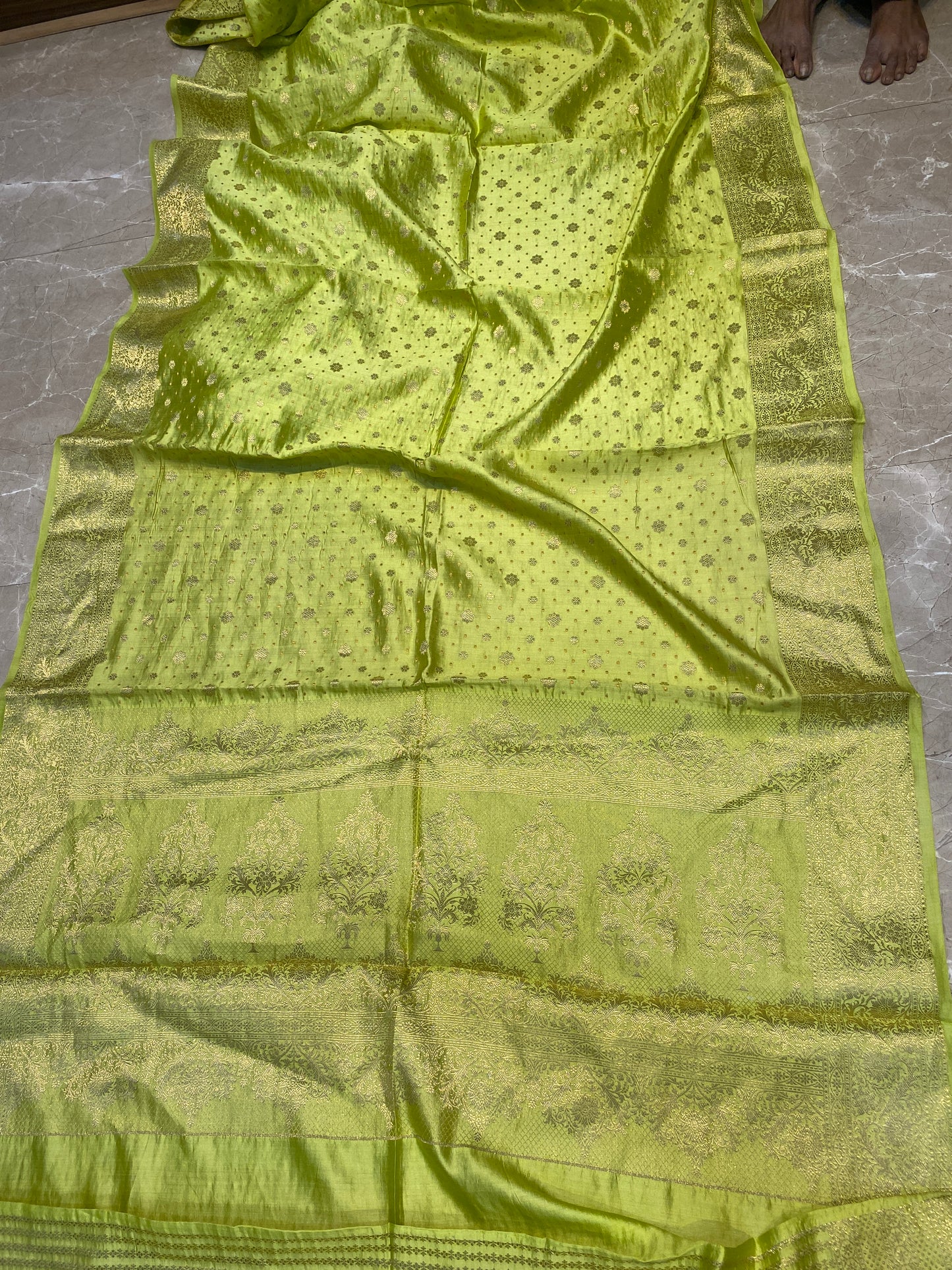 Mint Green Pure Chiniya Moonga Silk Handloom Banarasi Saree by Shades Of Banaras - banarasi - banarasi saree shop - banarasi saree manufacturers - banarasi saree wholesale - banaraasi sarees