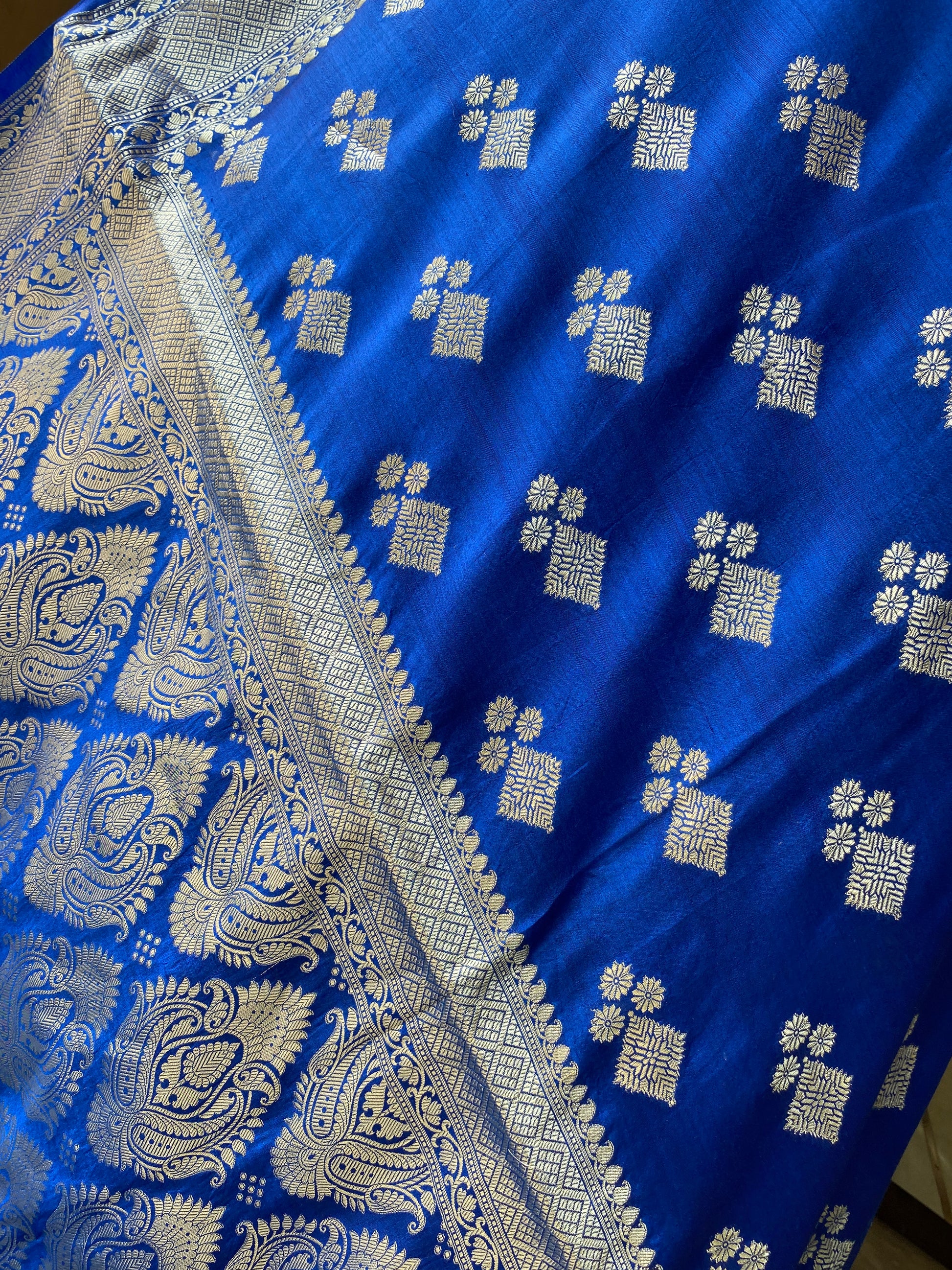 Royal Blue Pure Chiniya Moonga Silk Handloom Banarasi Saree by Shades Of Banaras - banarasi - banarasi saree shop - banarasi saree manufacturers - banarasi saree wholesale - banaraasi sarees