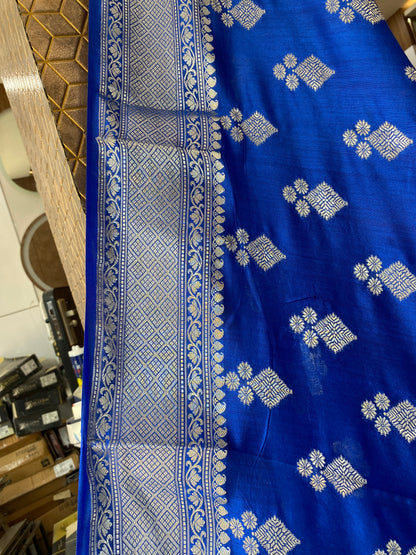 Royal Blue Pure Chiniya Moonga Silk Handloom Banarasi Saree by Shades Of Banaras - banarasi - banarasi saree shop - banarasi saree manufacturers - banarasi saree wholesale - banaraasi sarees