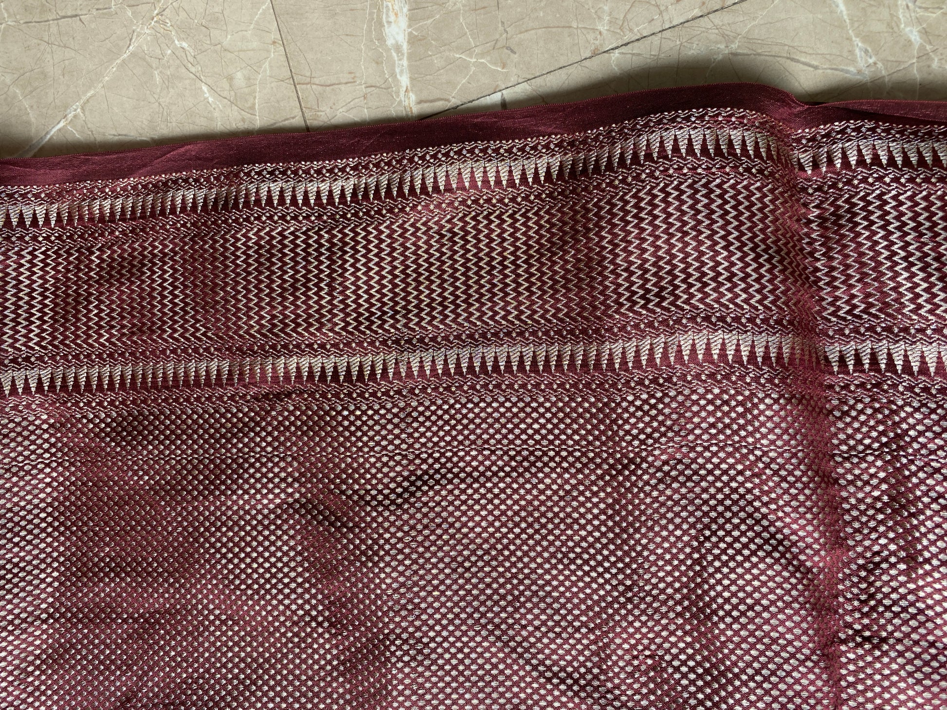 Wine Pure Chiniya Moonga Silk Handloom Banarasi Saree by Shades Of Banaras - banarasi - banarasi saree shop - banarasi saree manufacturers - banarasi saree wholesale - banaraasi sarees