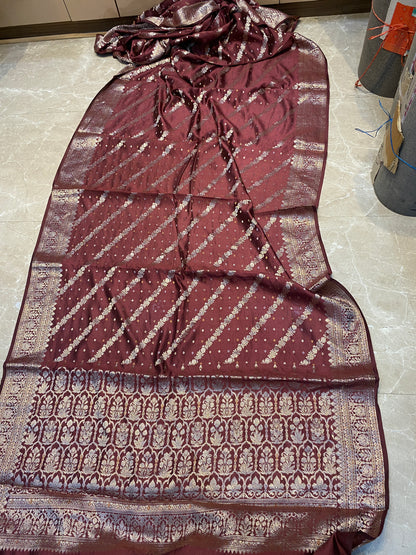 Wine Pure Chiniya Moonga Silk Handloom Banarasi Saree by Shades Of Banaras - banarasi - banarasi saree shop - banarasi saree manufacturers - banarasi saree wholesale - banaraasi sarees