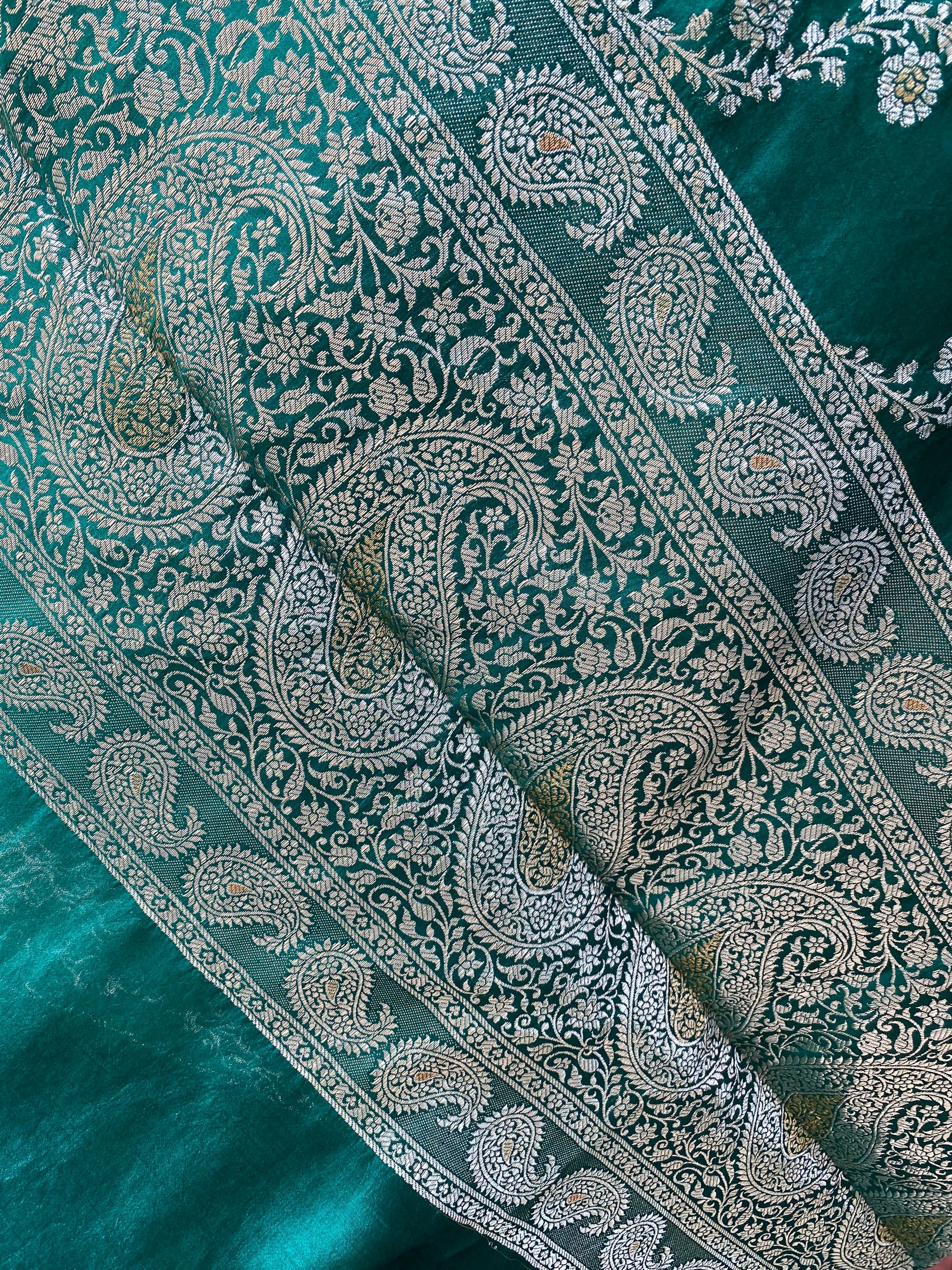 Sea Green Pure Chiniya Moonga Silk Handloom Banarasi Saree by Shades Of Banaras - banarasi - banarasi saree shop - banarasi saree manufacturers - banarasi saree wholesale - banaraasi sarees