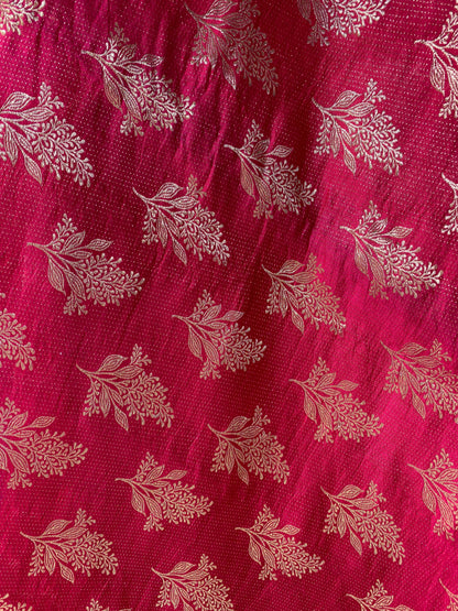 Matt Pink Pure Chiniya Moonga Silk Handloom Banarasi Saree by Shades Of Banaras - banarasi - banarasi saree shop - banarasi saree manufacturers - banarasi saree wholesale - banaraasi sarees