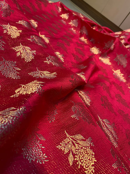 Matt Pink Pure Chiniya Moonga Silk Handloom Banarasi Saree by Shades Of Banaras - banarasi - banarasi saree shop - banarasi saree manufacturers - banarasi saree wholesale - banaraasi sarees