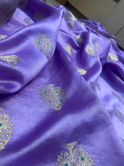 Lavender Pure Chiniya Moonga Silk Handloom Banarasi Saree by Shades Of Banaras - banarasi - banarasi saree shop - banarasi saree manufacturers - banarasi saree wholesale - banaraasi sarees