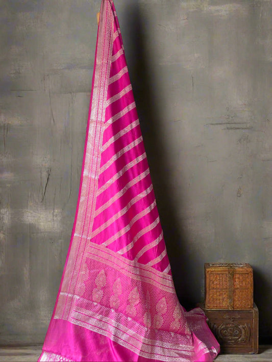 Pink Pure Chiniya Moonga Silk Handloom Banarasi Saree by Shades Of Banaras - banarasi - banarasi saree shop - banarasi saree manufacturers - banarasi saree wholesale - banaraasi sarees