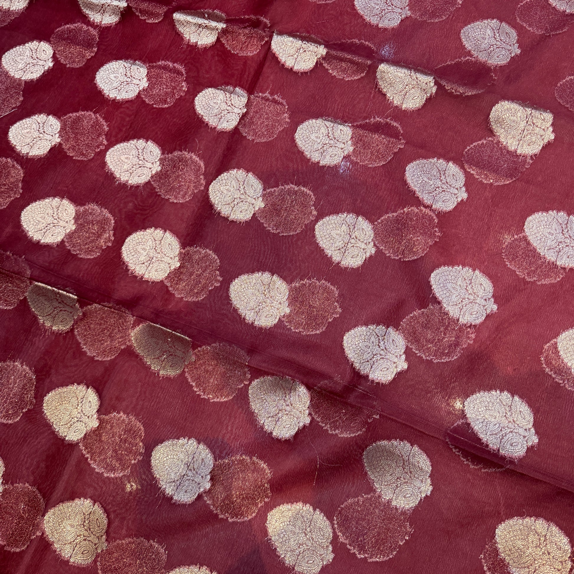 Maroon Cotton Organza Handloom Saree with Gold Zari Butis by Shades Of Banaras - banarasi - banarasi saree shop - banarasi saree manufacturers - banarasi saree wholesale - banaraasi sarees - banarasi sari - banarasi saris