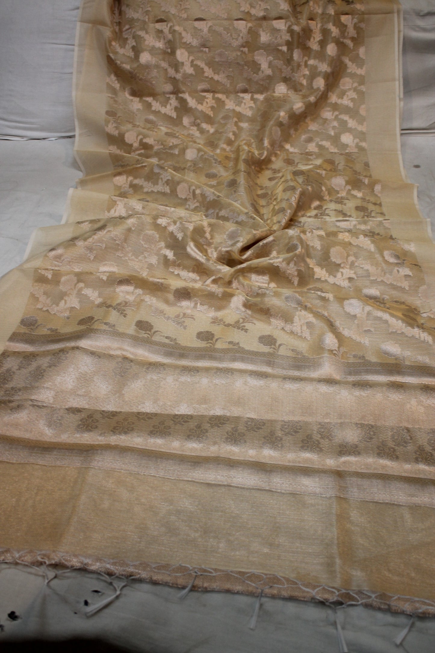 Chic Crème Pure Tissue Silk Banarasi Saree | Exquisite Gold Jaal Design by Shades Of Benares - banarasi - banarasi saree shop