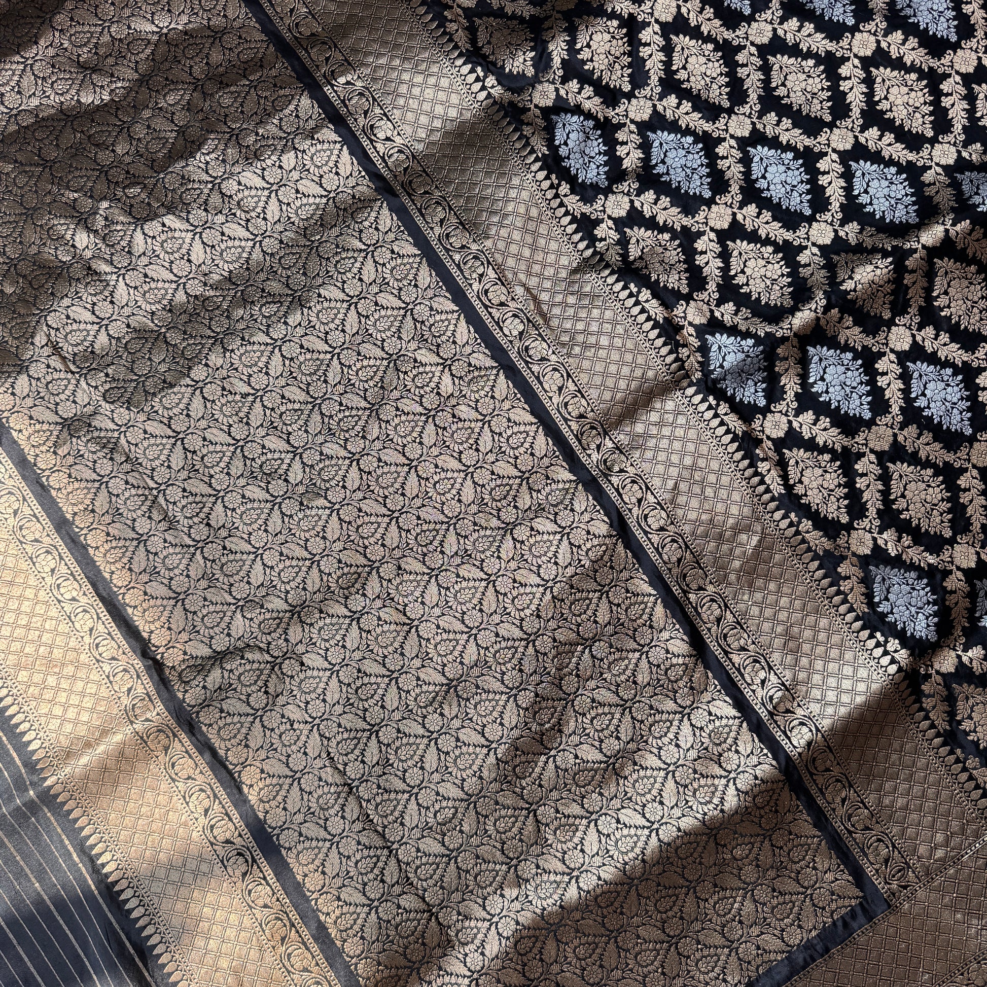 Midnight Sona Rupa Luxe Couture – Black Pure Silk Banarasi Saree by Shades Of Banaras - banarasi - banarasi saree shop - banarasi saree manufacturers - banarasi saree wholesale - banaraasi sarees - banarasi sari - banarasi saris