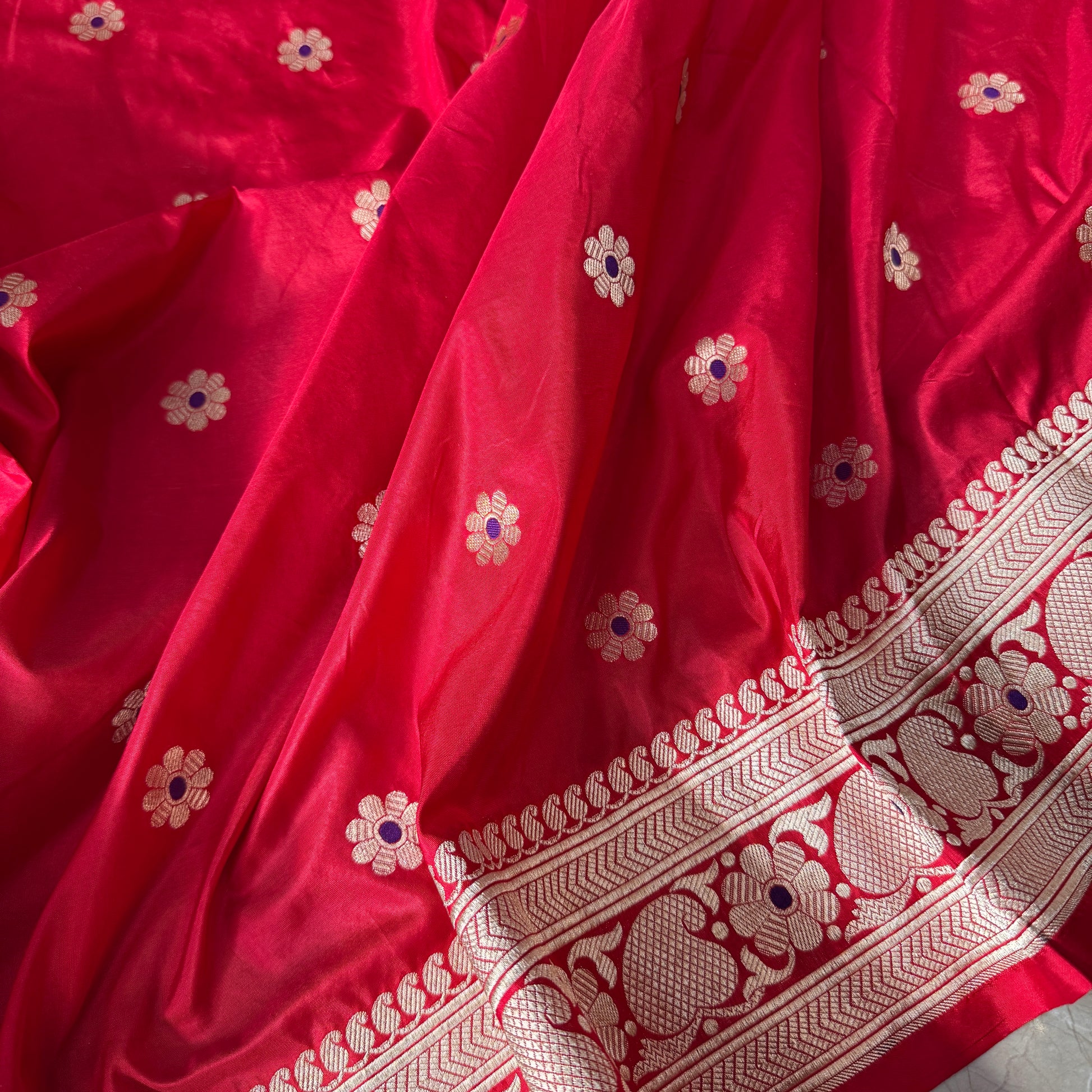 Royal Red Buti Luxe Couture – Pure Silk Banarasi Saree by Shades Of Banaras - banarasi - banarasi saree shop - banarasi saree manufacturers - banarasi saree wholesale - banaraasi sarees - banarasi sari - banarasi saris