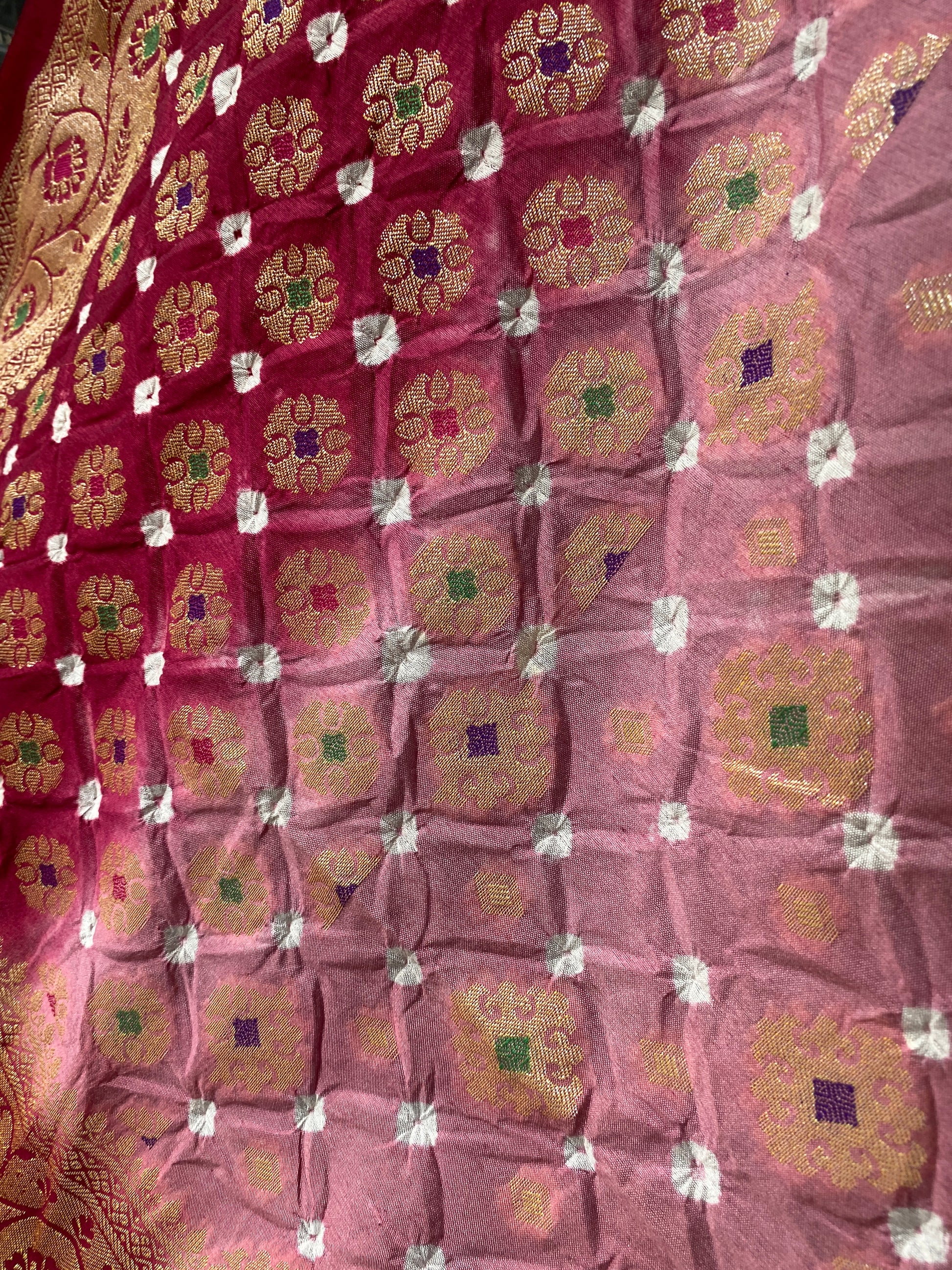 Maroon & Pink Chiffon Banarasi Bandhani Saree with Minakari Work by Shades Of Banaras - banarasi - banarasi saree shop - banarasi saree manufacturers - banarasi saree wholesale - banaraasi sarees