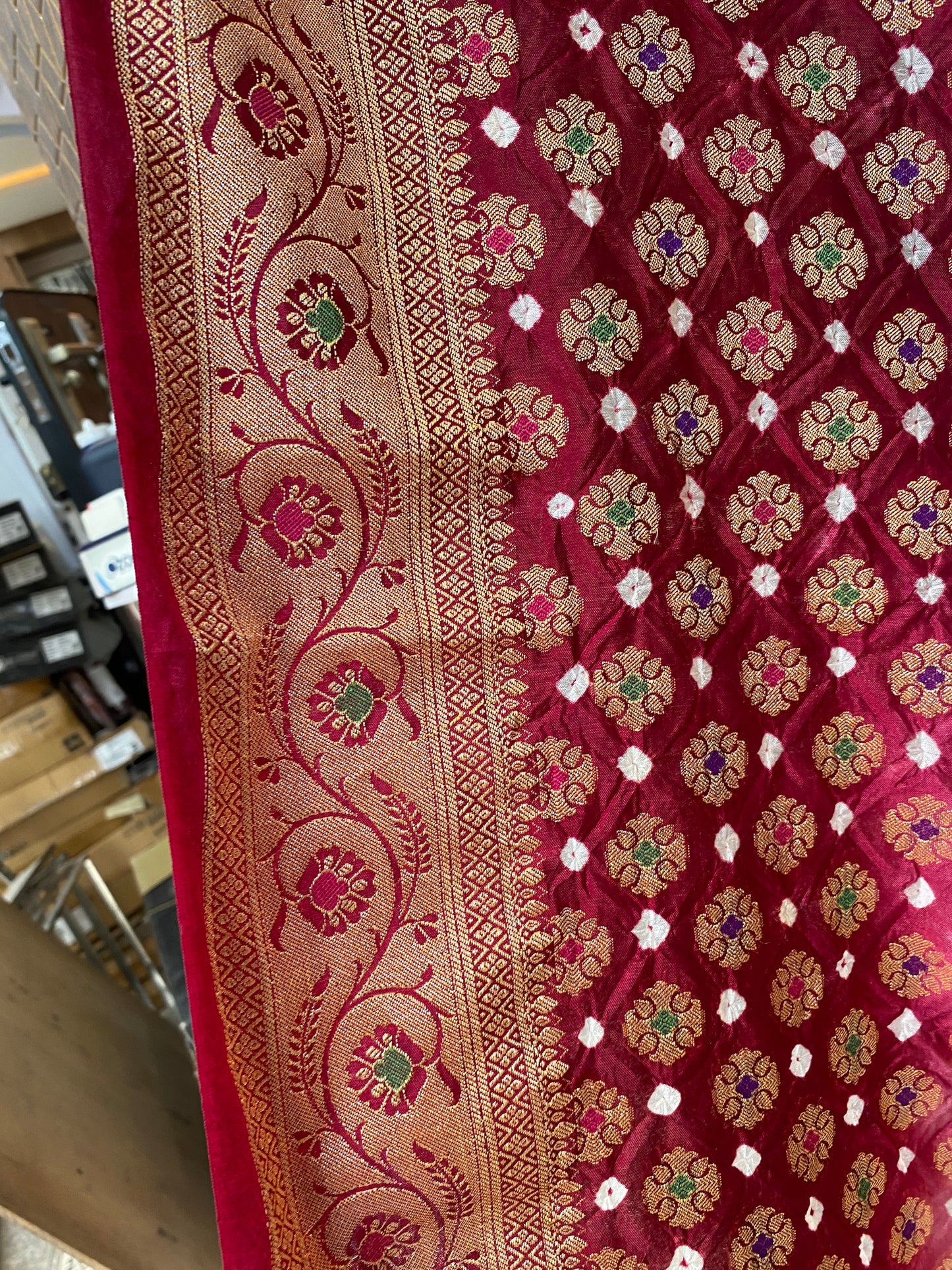 Maroon & Pink Chiffon Banarasi Bandhani Saree with Minakari Work by Shades Of Banaras - banarasi - banarasi saree shop - banarasi saree manufacturers - banarasi saree wholesale - banaraasi sarees