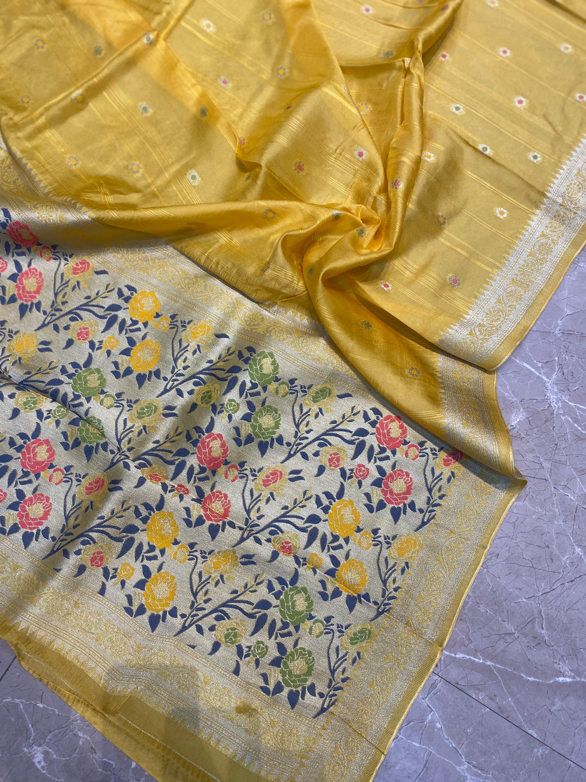 The Golden Sunlight: Yellow Pure Tussar Silk Banarasi Saree by Shades Of Banaras - banarasi - banarasi saree shop - banarasi saree manufacturers - banarasi saree wholesale - banaraasi sarees