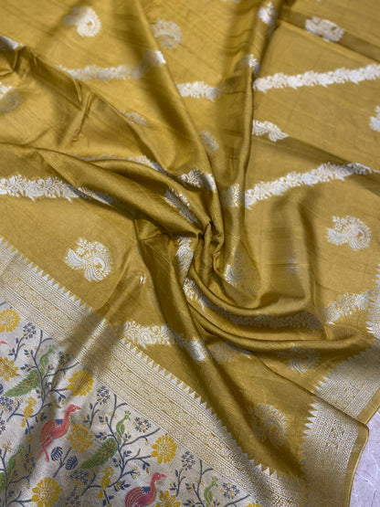 The Mehendi Muse: Green Pure Tussar Silk Banarasi Saree by Shades Of Banaras - banarasi - banarasi saree shop - banarasi saree manufacturers - banarasi saree wholesale - banaraasi sarees