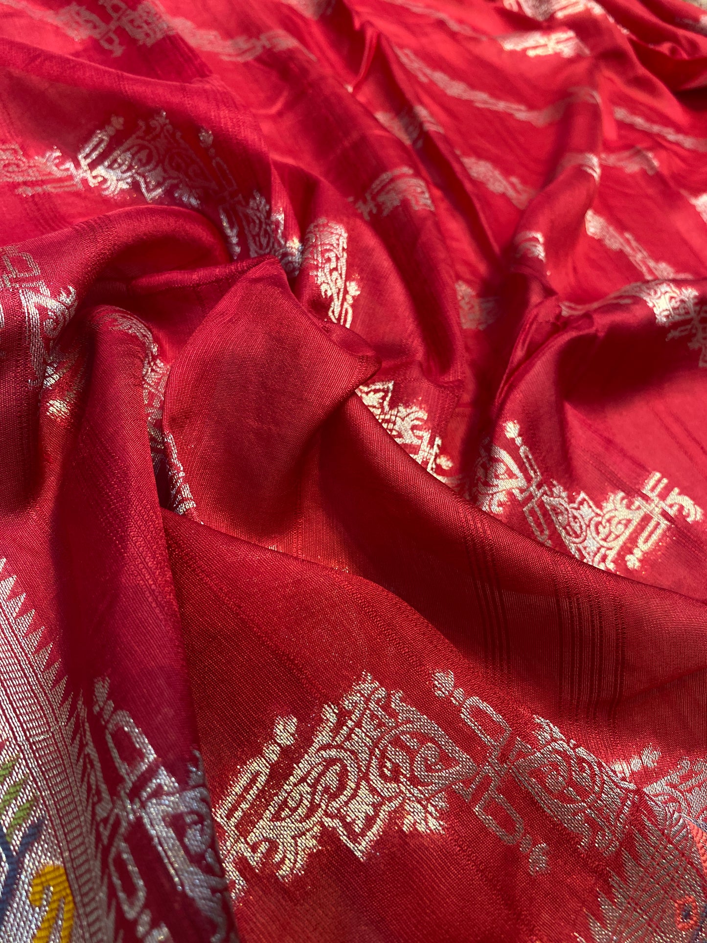The Crimson Symphony: Red Tussar Silk Saree with Paithani by Shades Of Banaras - banarasi - banarasi saree shop - banarasi saree manufacturers - banarasi saree wholesale - banaraasi sarees
