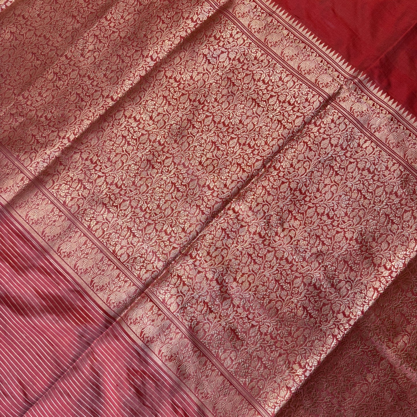 Pink Pure Silk Handloom Kadhua Minakari Banarasi Saree by Shades Of Banaras - banarasi - banarasi saree shop - banarasi saree manufacturers - banarasi saree wholesale - banaraasi sarees - banarasi sari - banarasi saris
