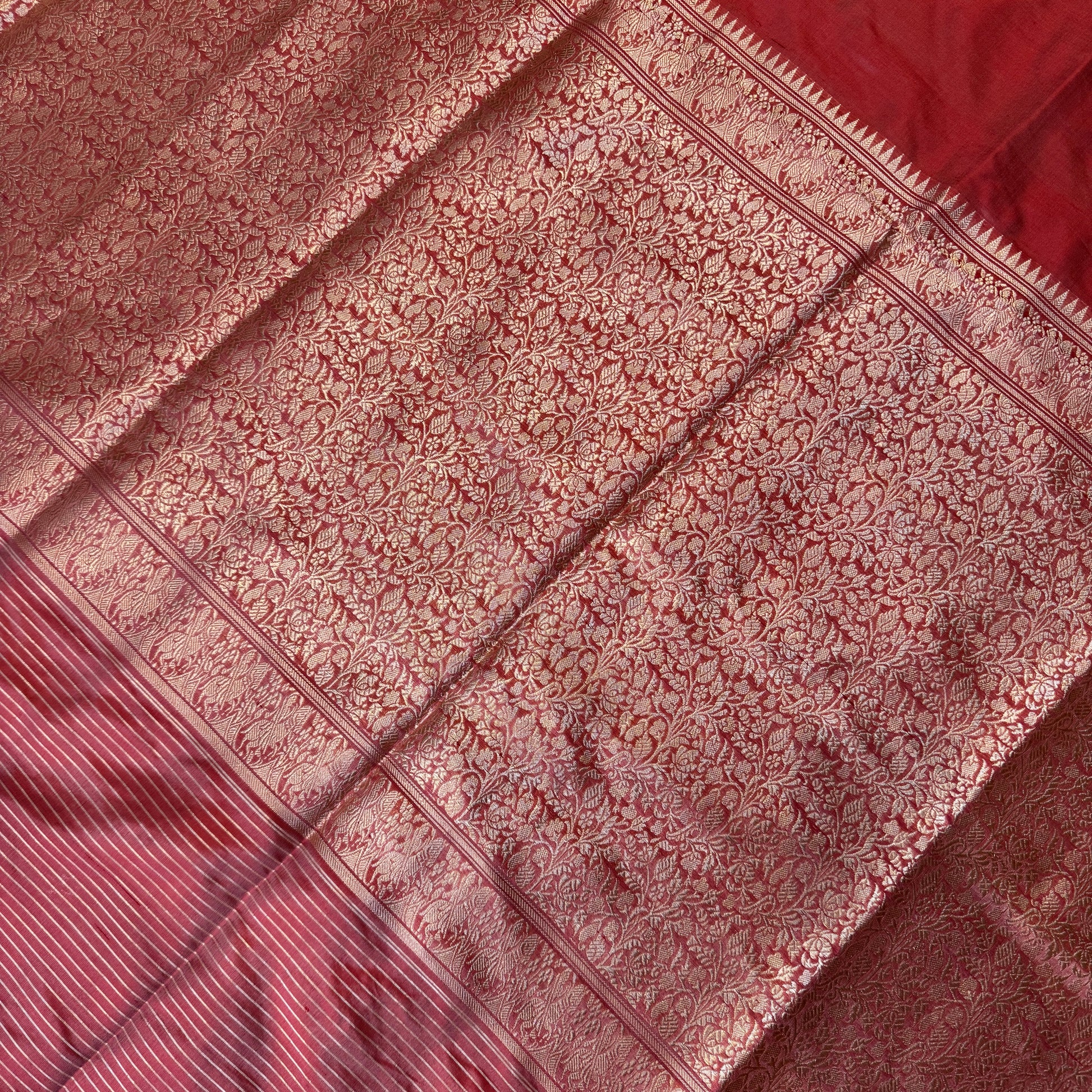 Pink Pure Silk Handloom Kadhua Minakari Banarasi Saree by Shades Of Banaras - banarasi - banarasi saree shop - banarasi saree manufacturers - banarasi saree wholesale - banaraasi sarees - banarasi sari - banarasi saris