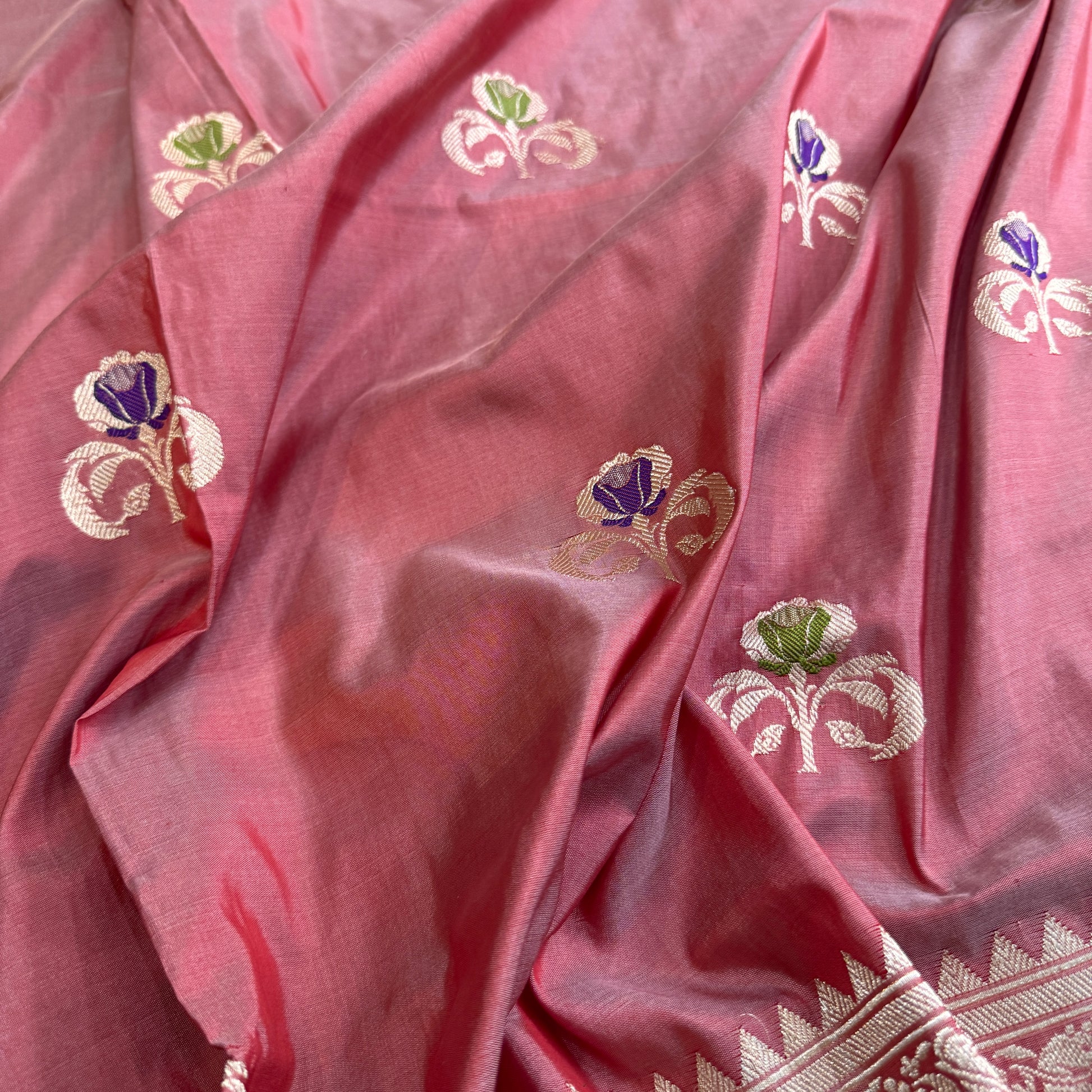 Pink Pure Silk Handloom Kadhua Minakari Banarasi Saree by Shades Of Banaras - banarasi - banarasi saree shop - banarasi saree manufacturers - banarasi saree wholesale - banaraasi sarees - banarasi sari - banarasi saris
