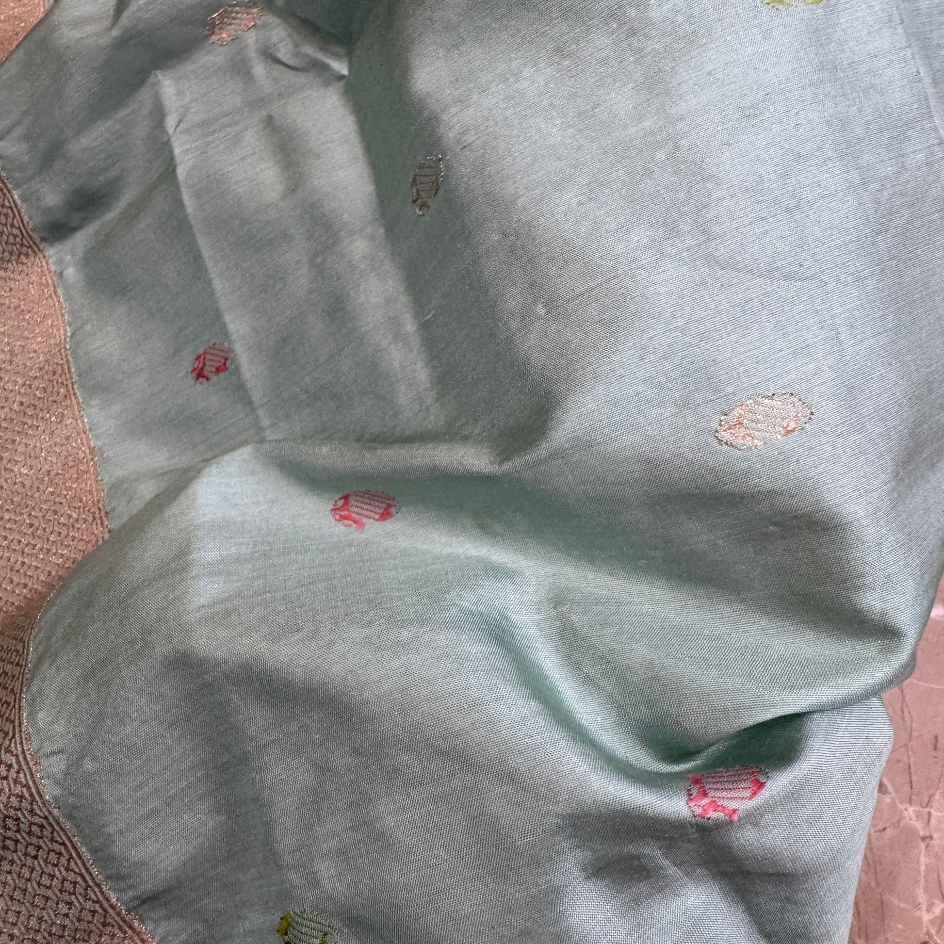 Electric Blue Pure Silk Kadhua Meenakari Couture Banarasi Saree by Shades Of Banaras - banarasi - banarasi saree shop - banarasi saree manufacturers - banarasi saree wholesale - banaraasi sarees - banarasi sari - banarasi saris