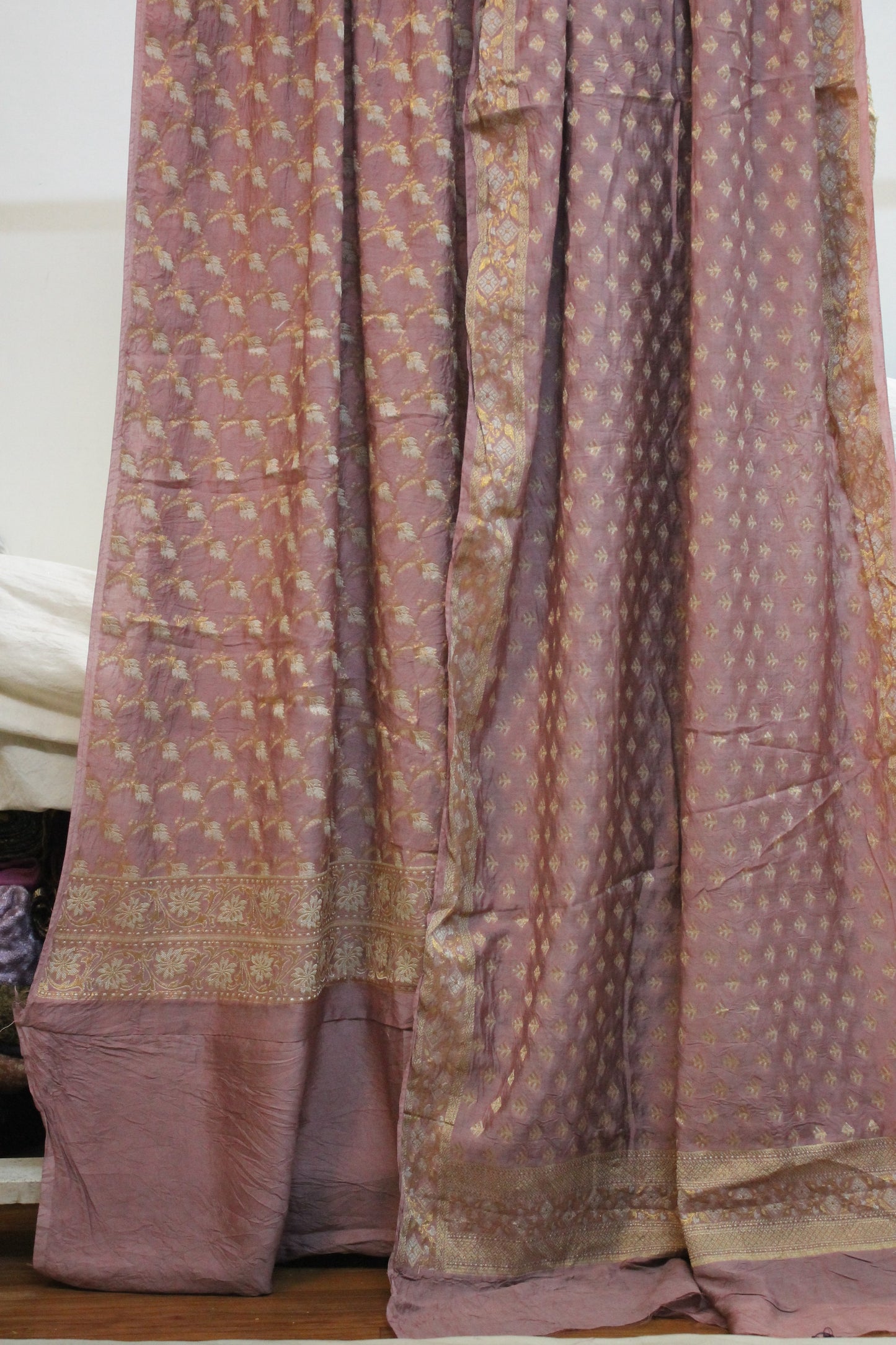 Luxurious Lavender Elegance: Lavender Handloom 3 Pcs Cotton Silk Banarasi Dress Material by Shades Of Benares - banarasi - banarasi saree shop